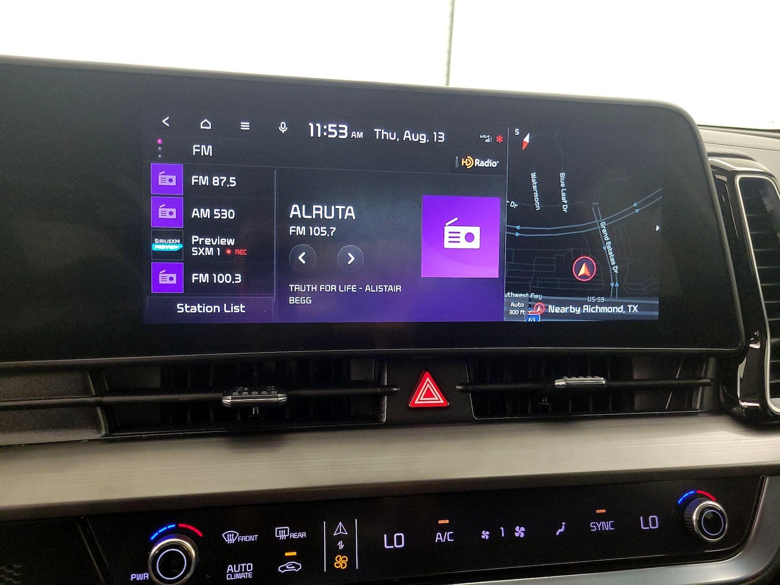 2023 Kia Sportage EX - Photo 17