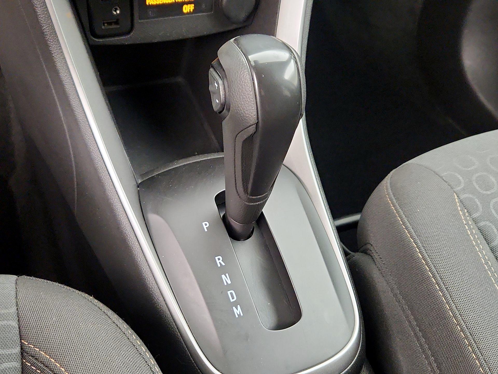 Thumbnail: 2021 Chevrolet Trax - 17