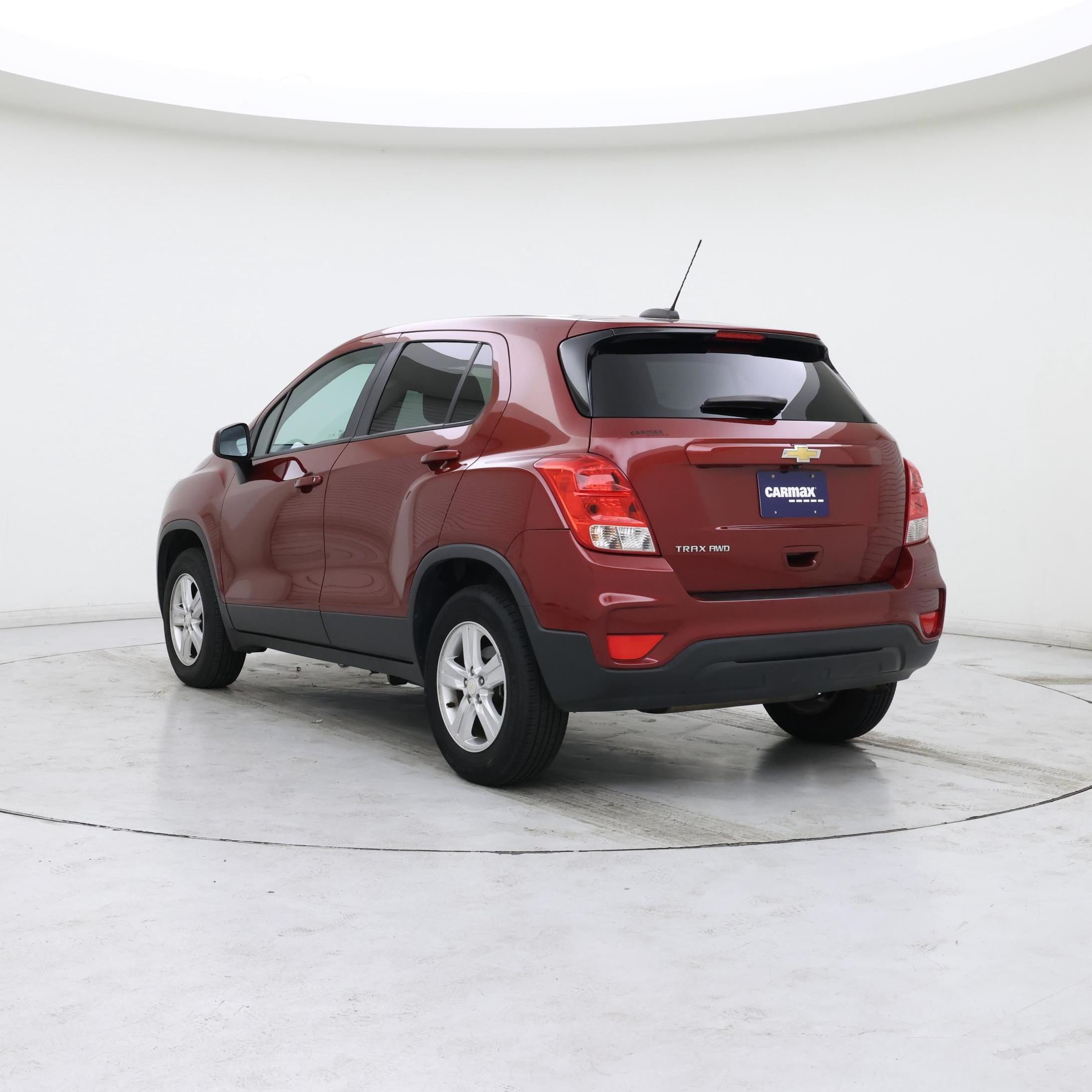 Thumbnail: 2021 Chevrolet Trax - 2