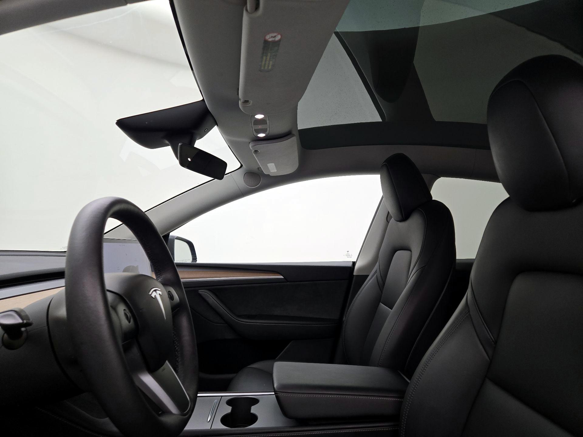 Thumbnail: 2023 Tesla Model Y - 19
