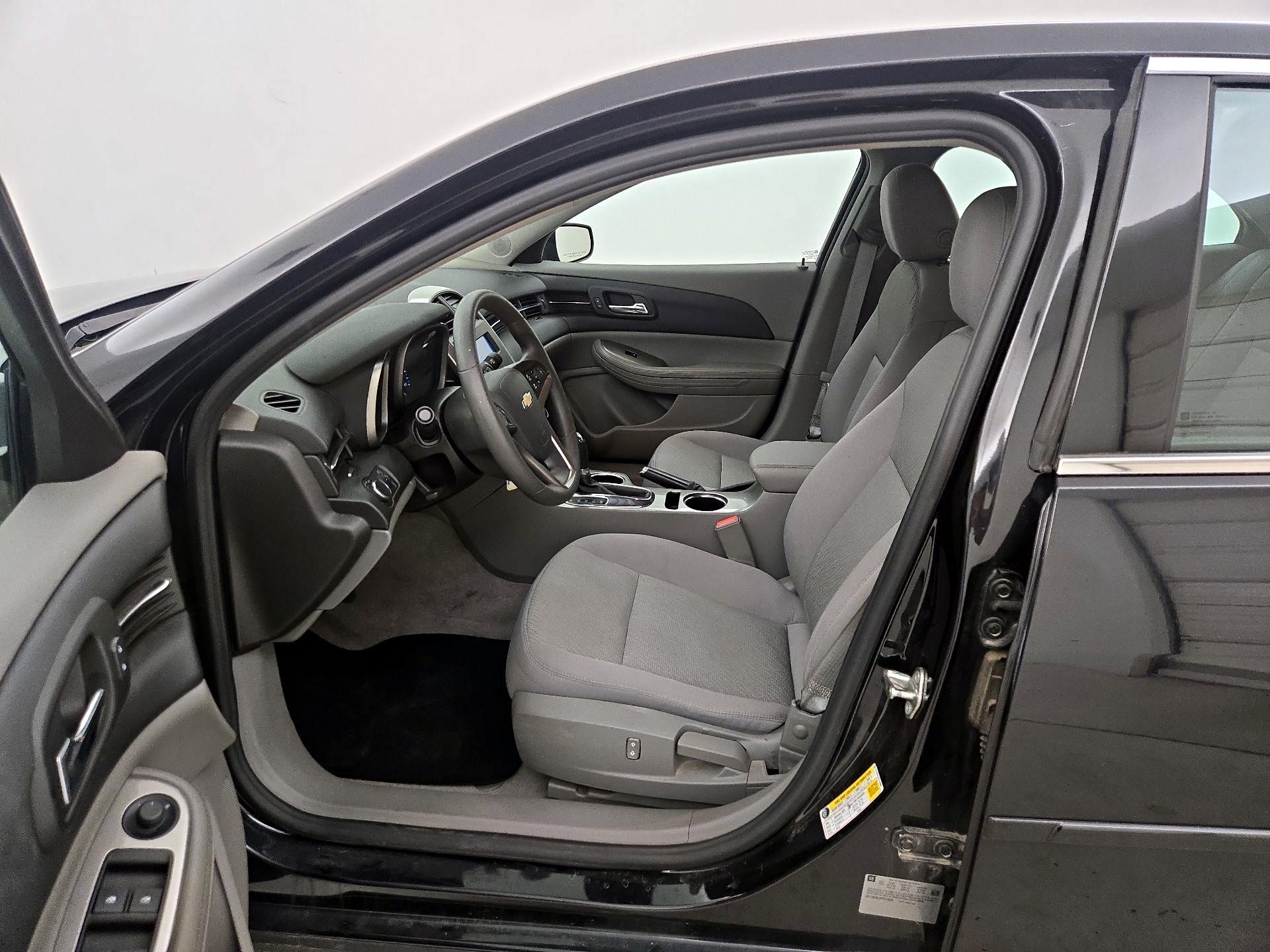 Thumbnail: 2015 Chevrolet Malibu - 11