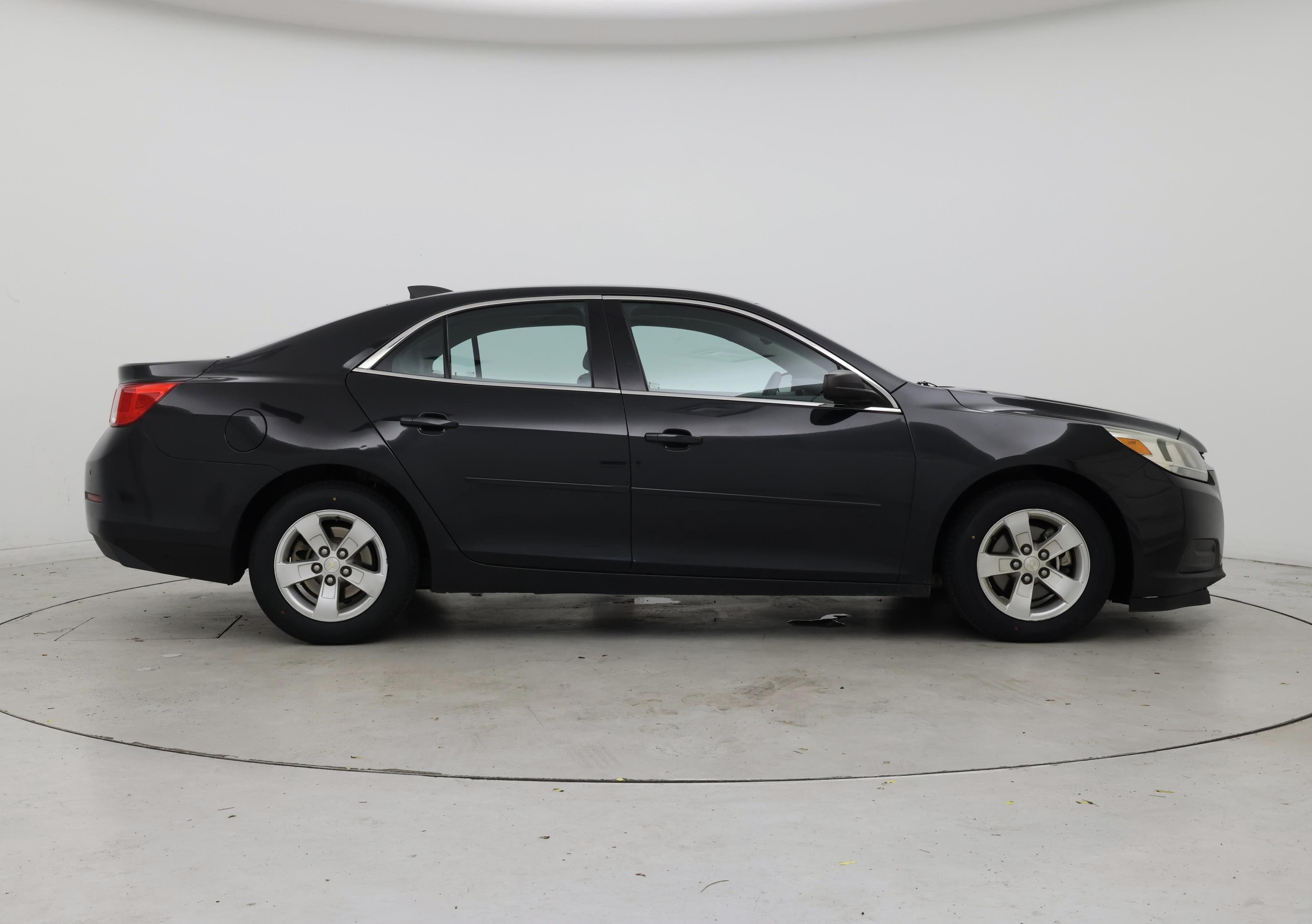 Thumbnail: 2015 Chevrolet Malibu - 7