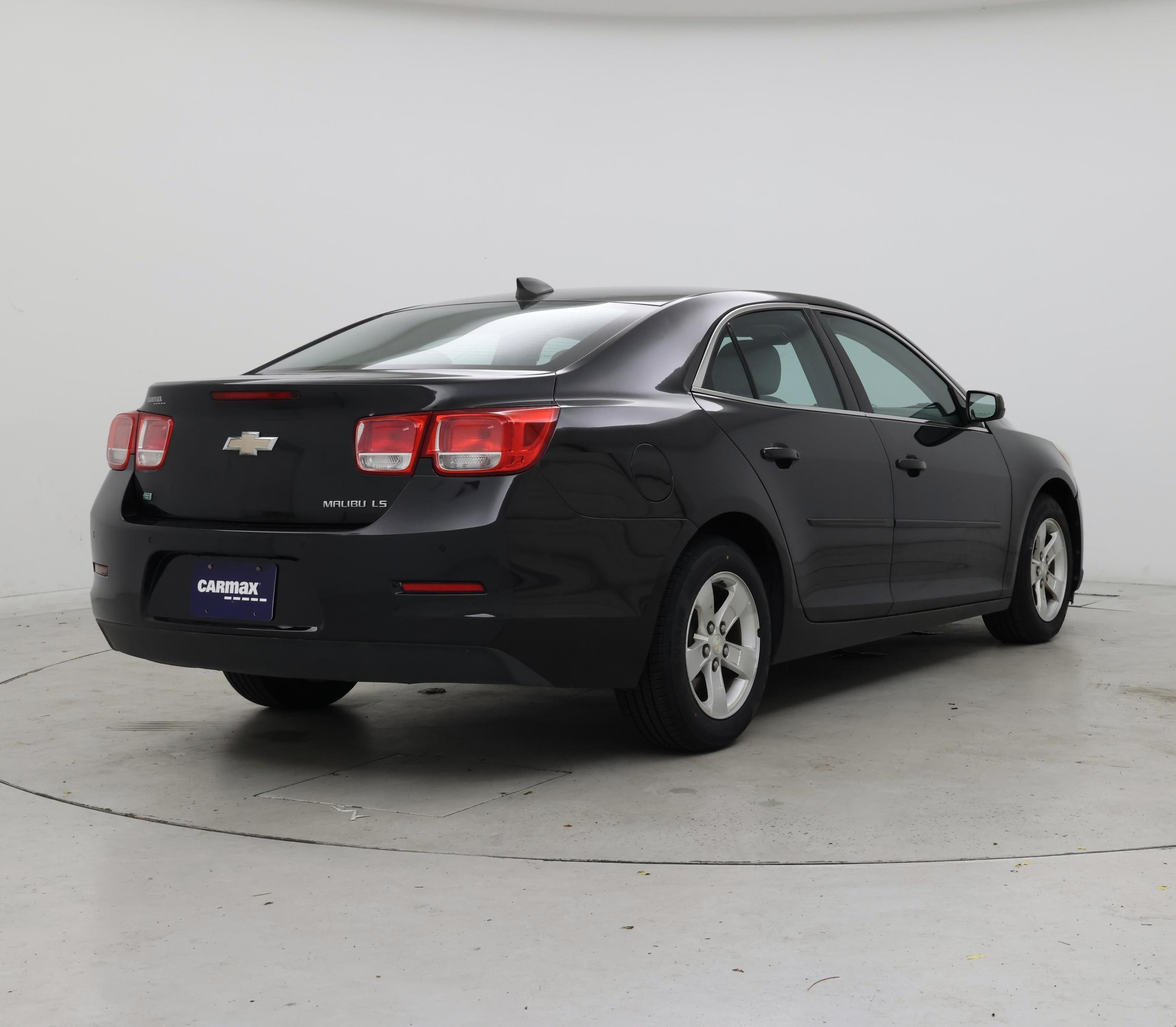 Thumbnail: 2015 Chevrolet Malibu - 8