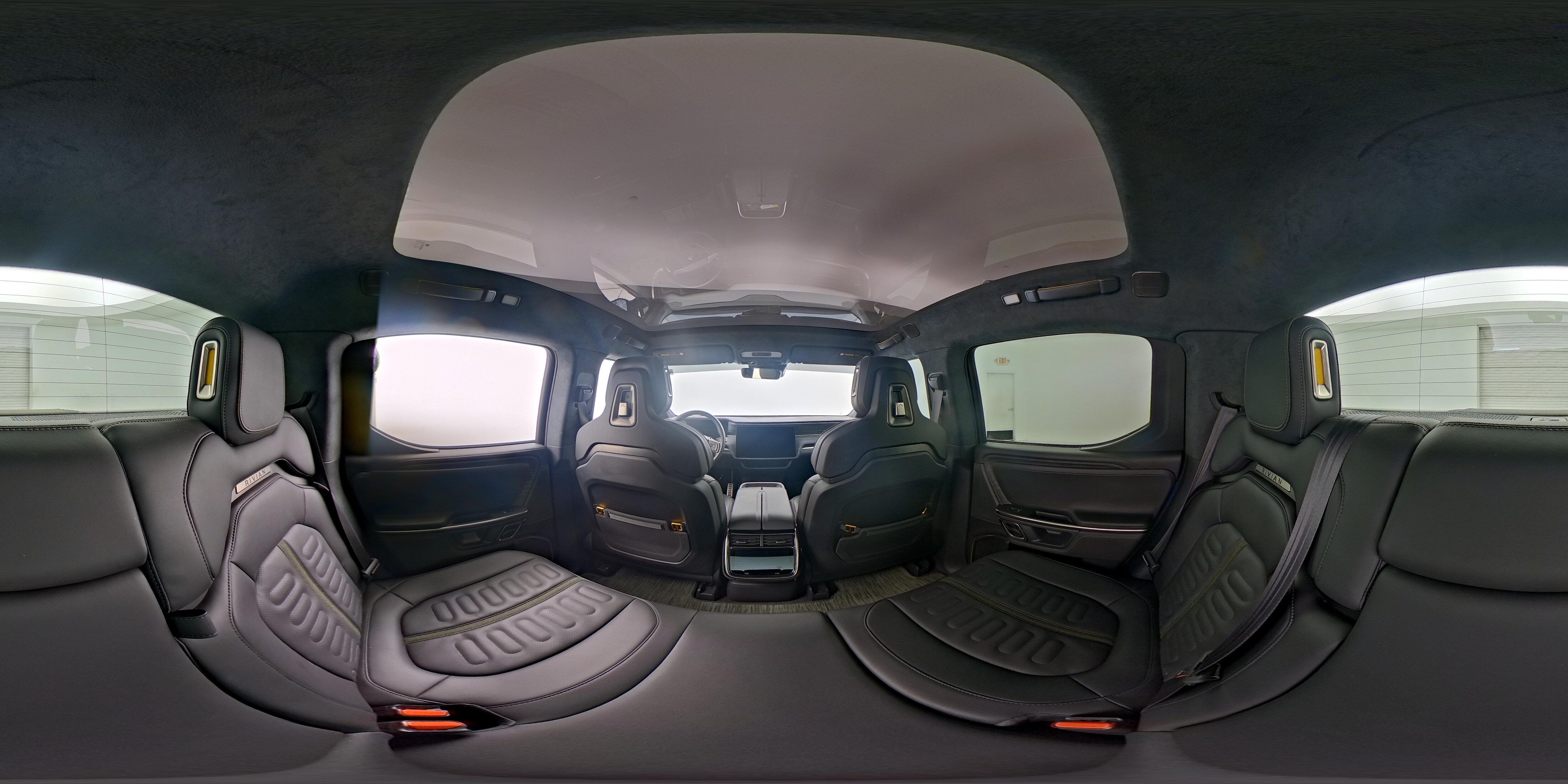 2023 Rivian R1T Adventure - Photo 26