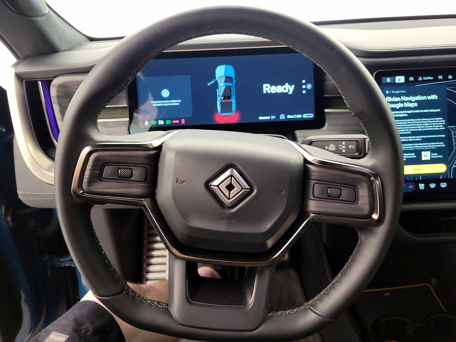 2023 Rivian R1T Adventure - Photo 11