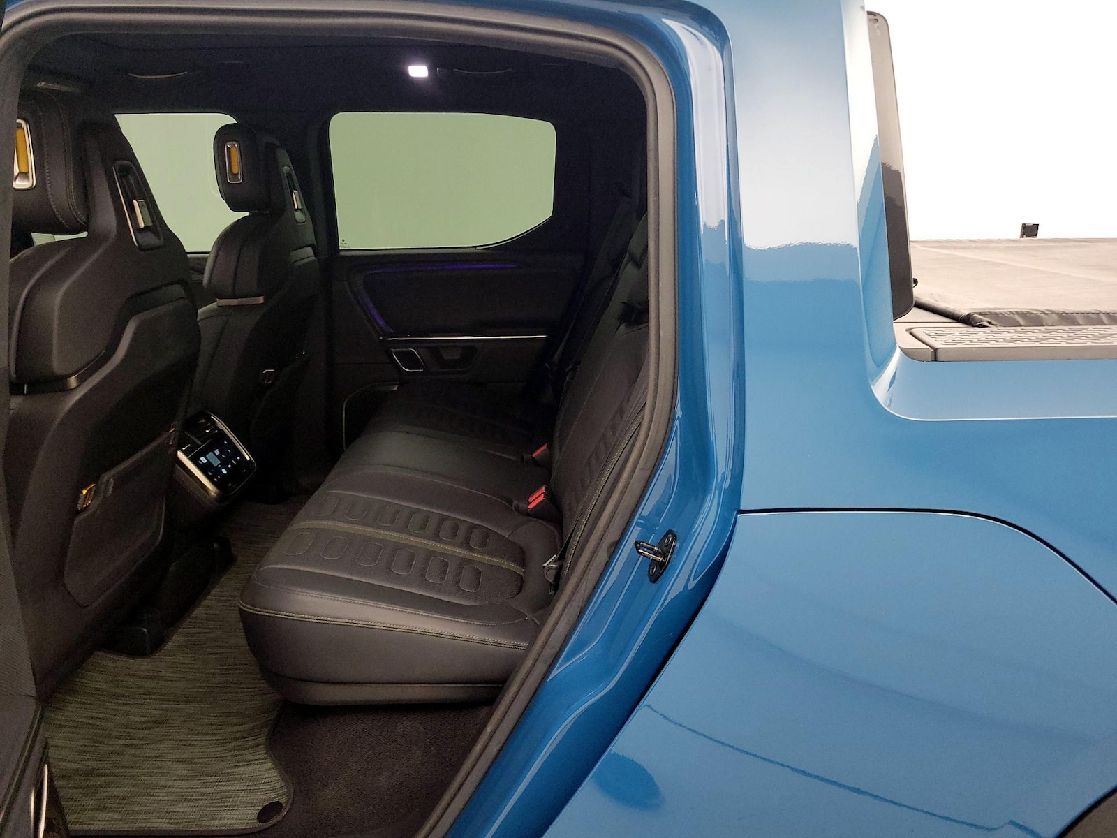 2023 Rivian R1T Adventure - Photo 21