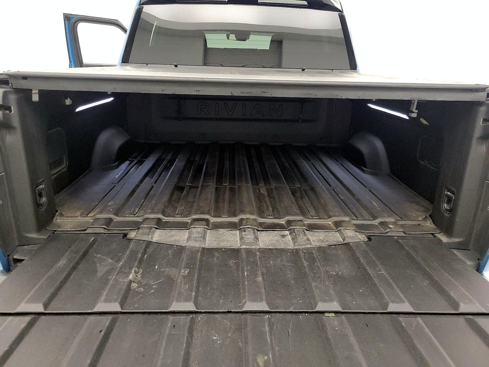 2023 Rivian R1T Adventure - Photo 22