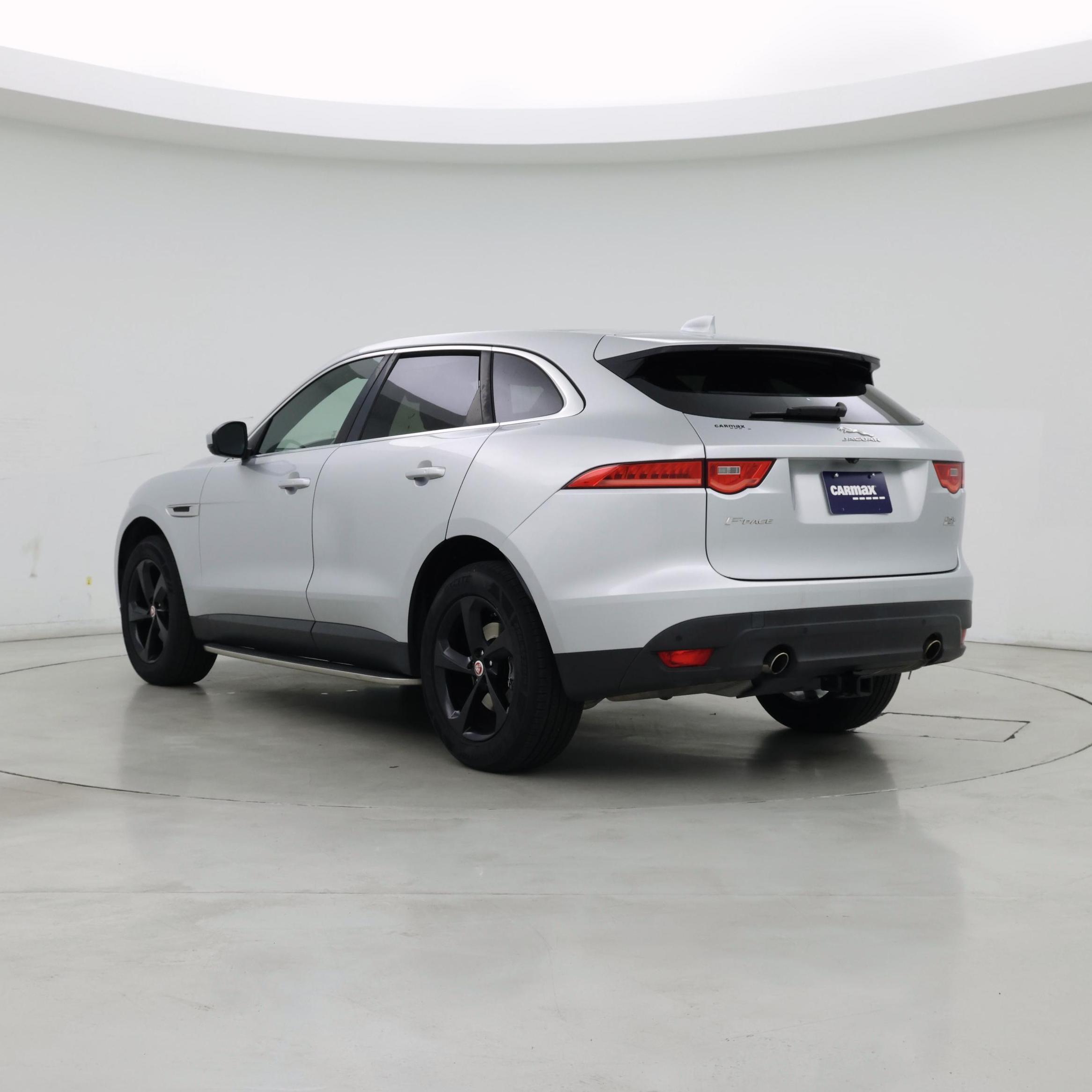 Thumbnail: 2019 Jaguar F-Pace - 2