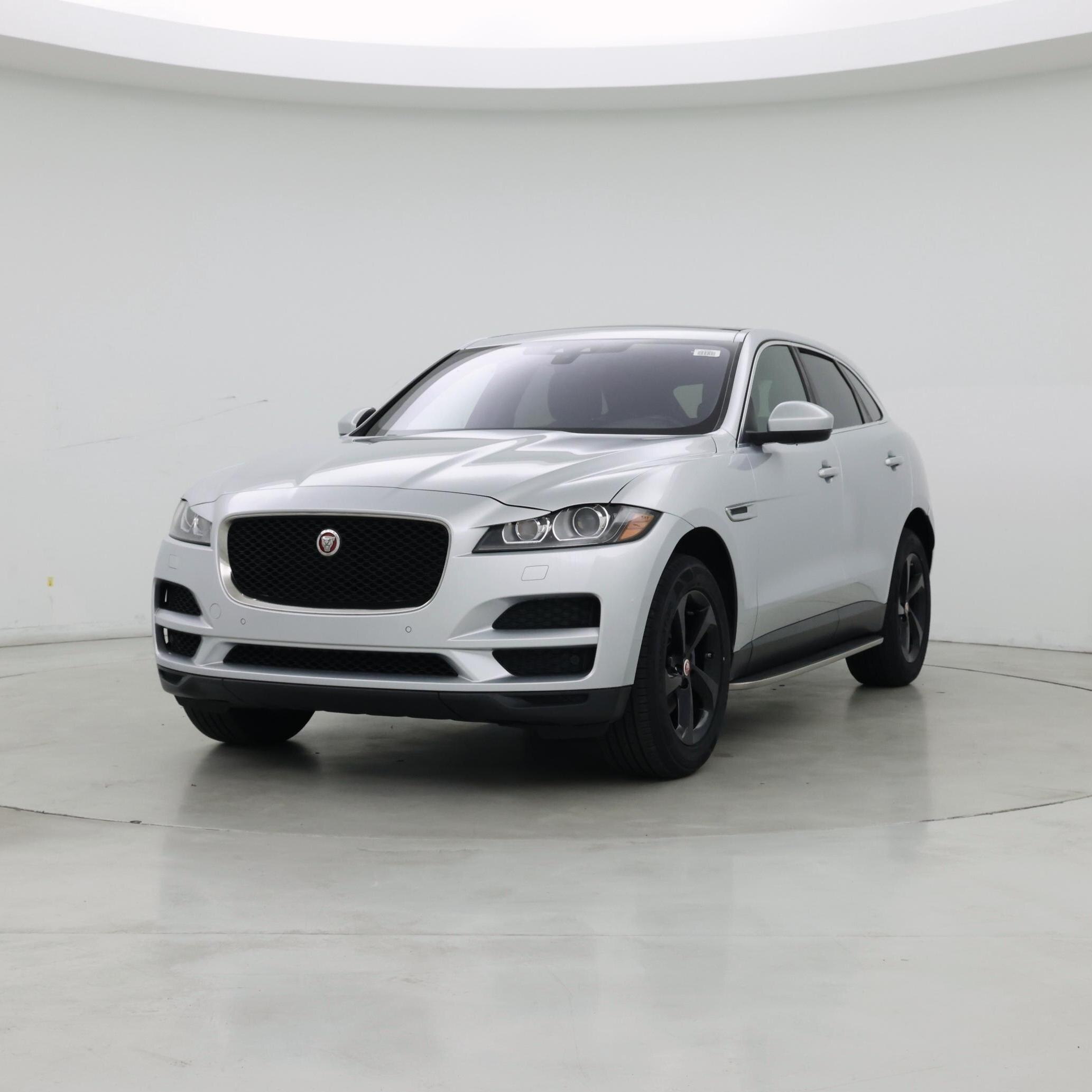 Thumbnail: 2019 Jaguar F-Pace - 4