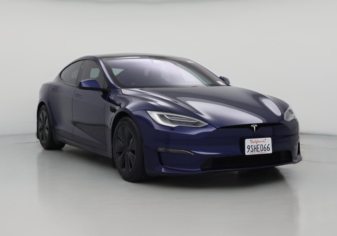 2022 Tesla Model S Long Range in Blue — CarMax photo