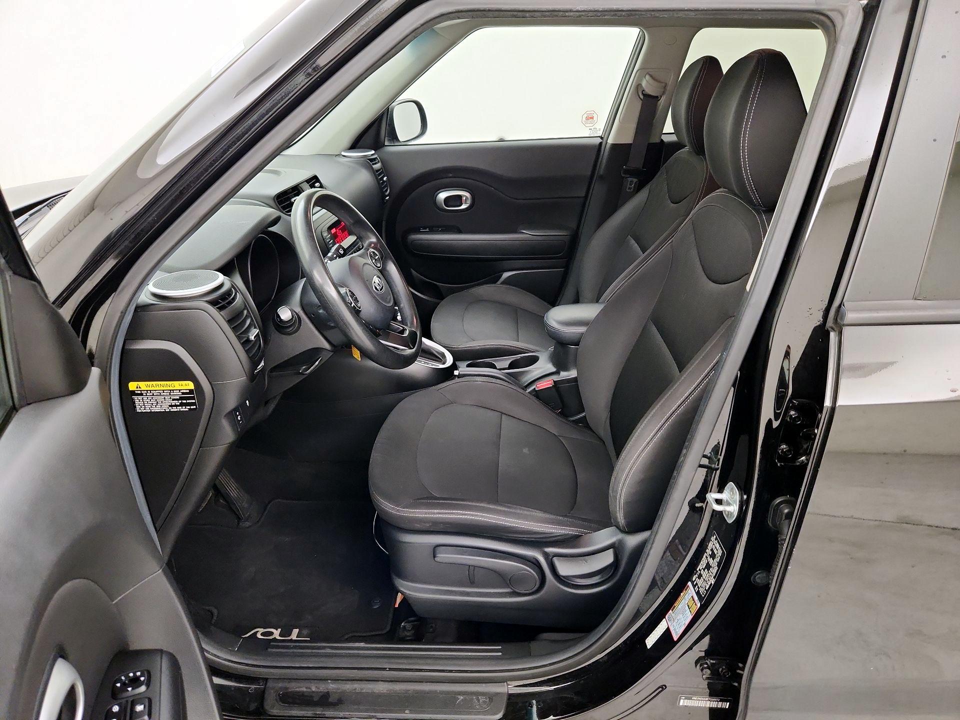 Thumbnail: 2015 Kia Soul - 11