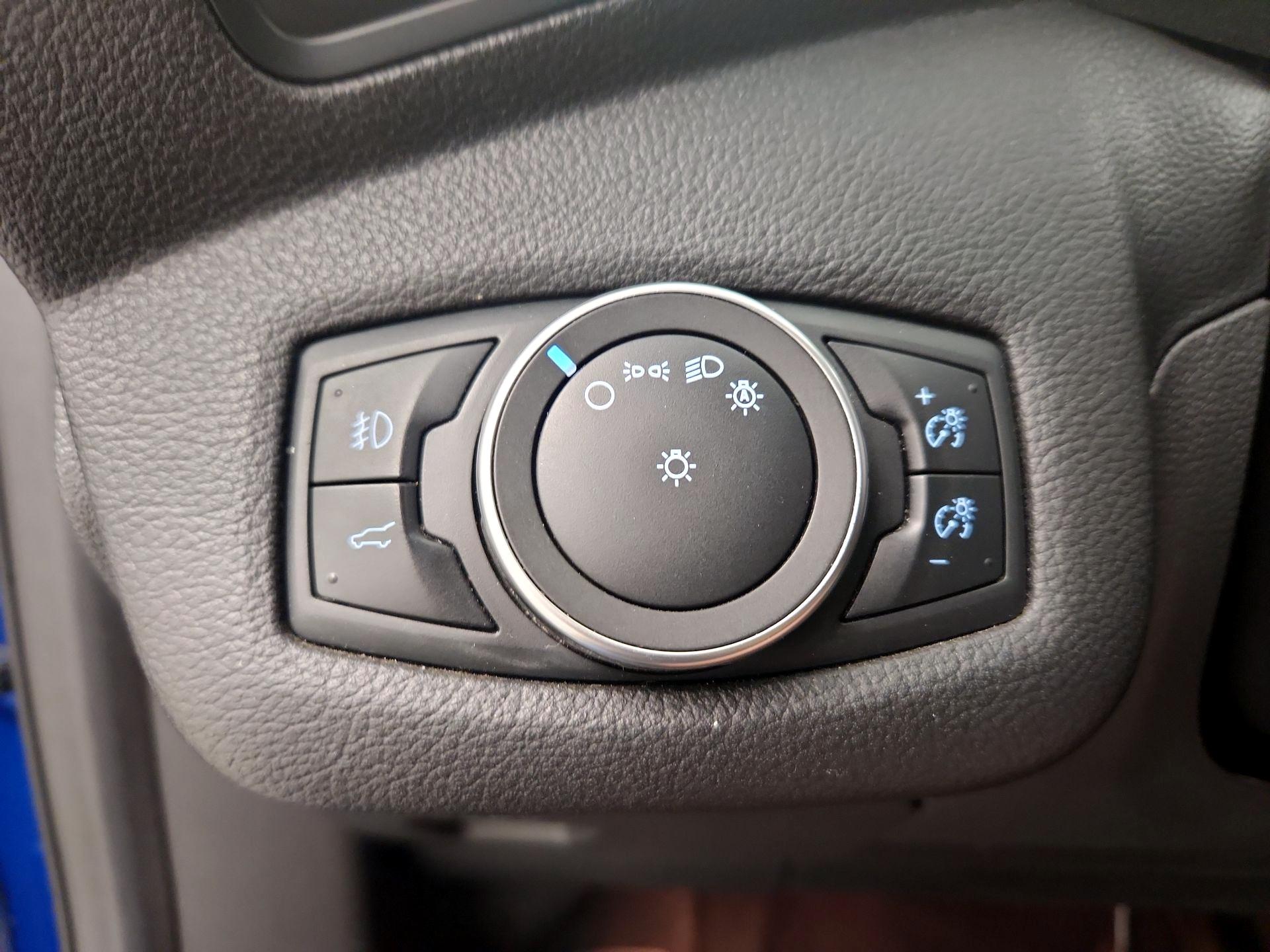 Thumbnail: 2019 Ford Escape - 13