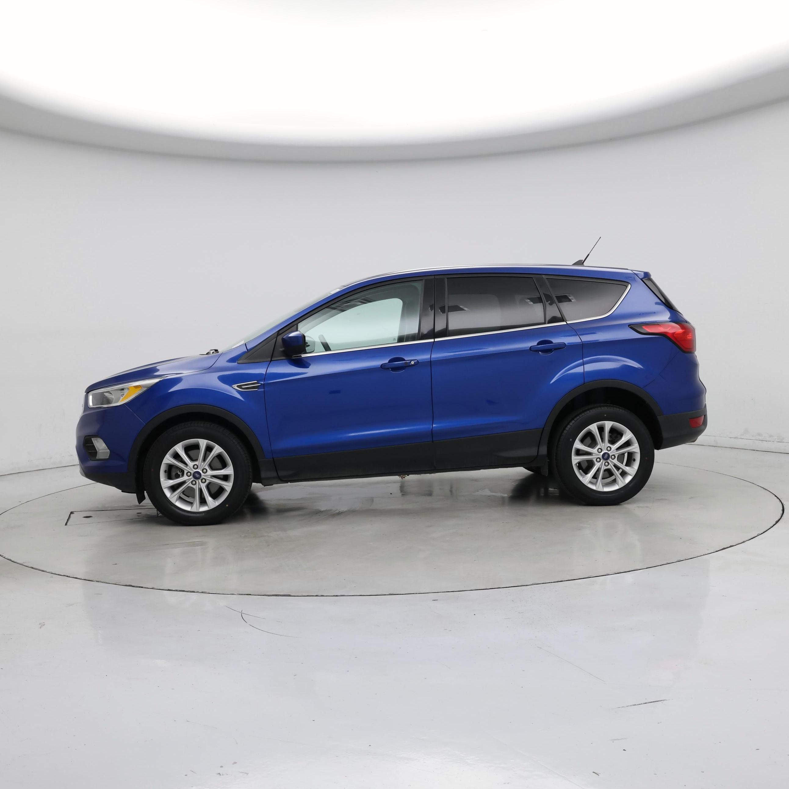 Thumbnail: 2019 Ford Escape - 3