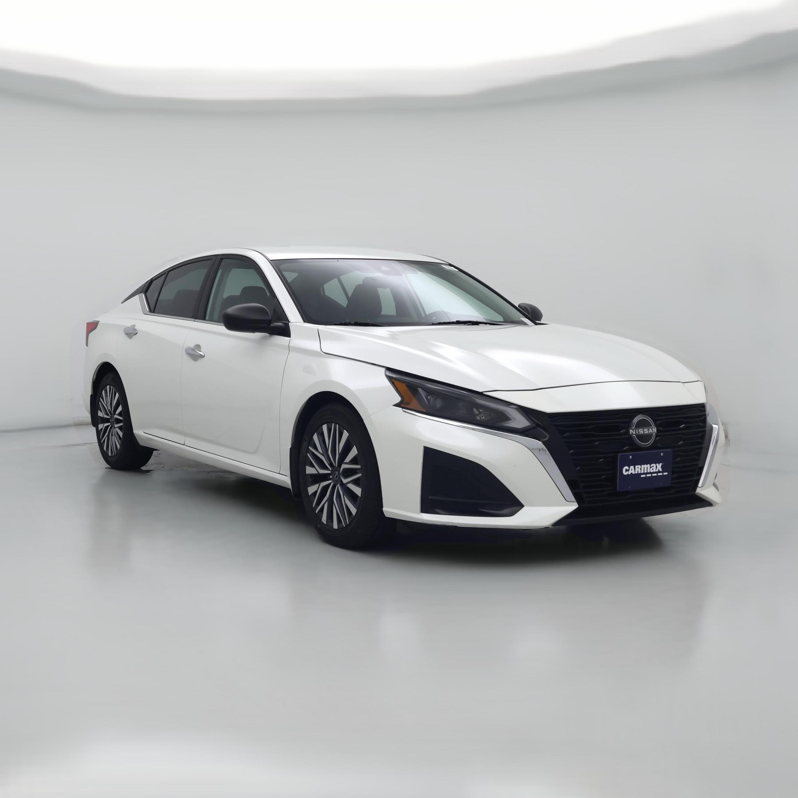Thumbnail: 2024 Nissan Altima - 1