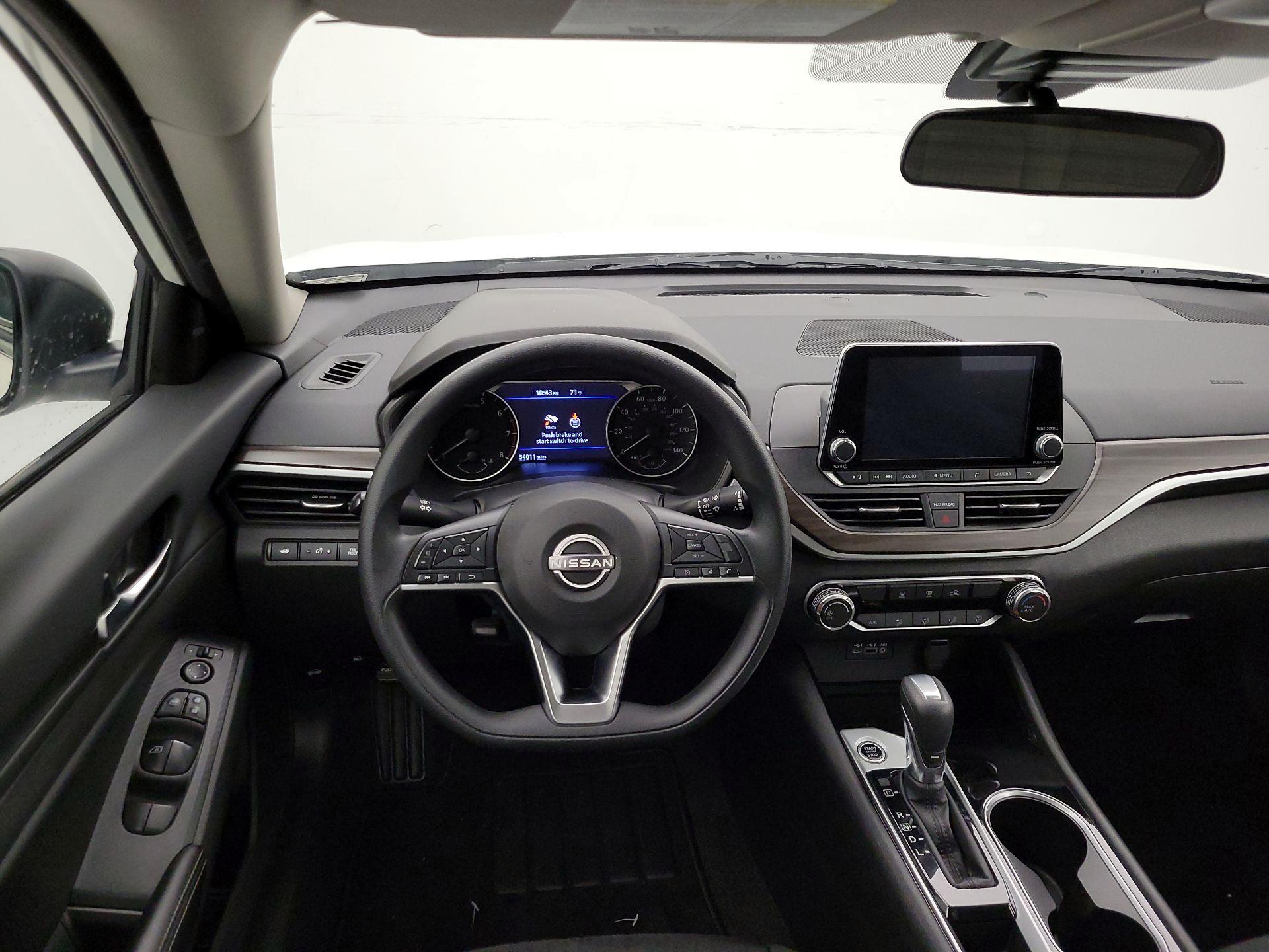 Thumbnail: 2024 Nissan Altima - 10