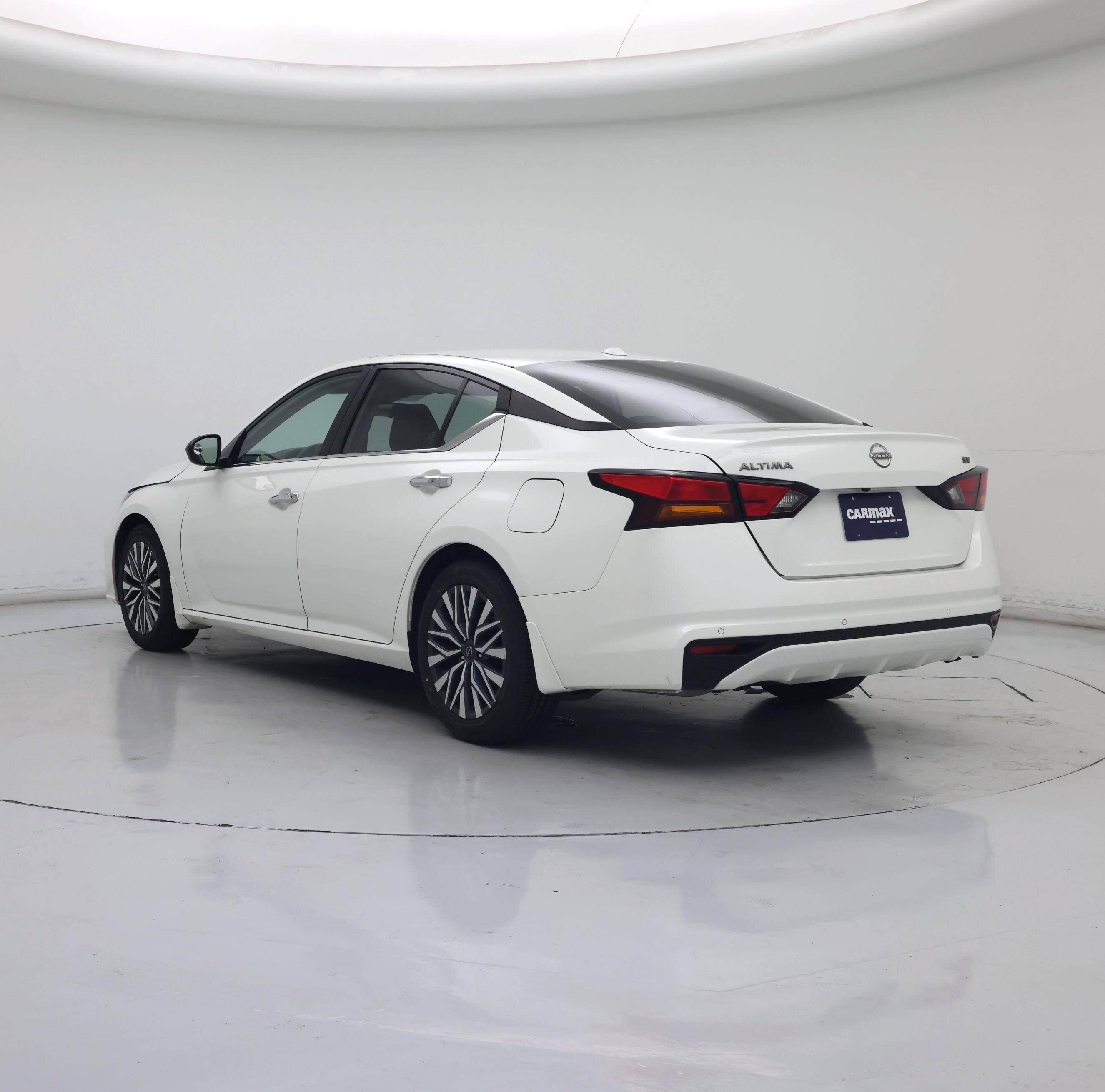 Thumbnail: 2024 Nissan Altima - 2