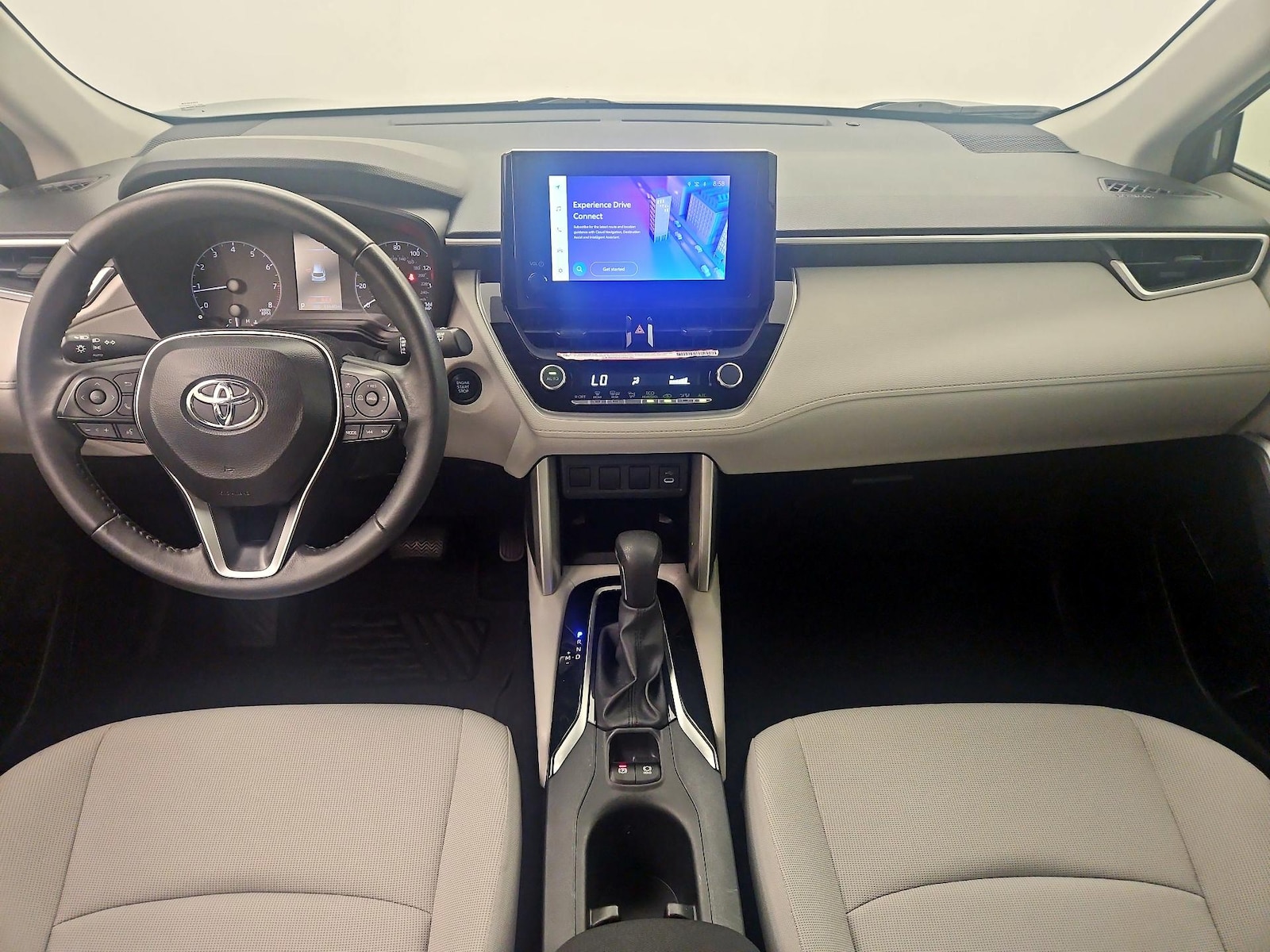 2024 Toyota Corolla Cross LE - Photo 10