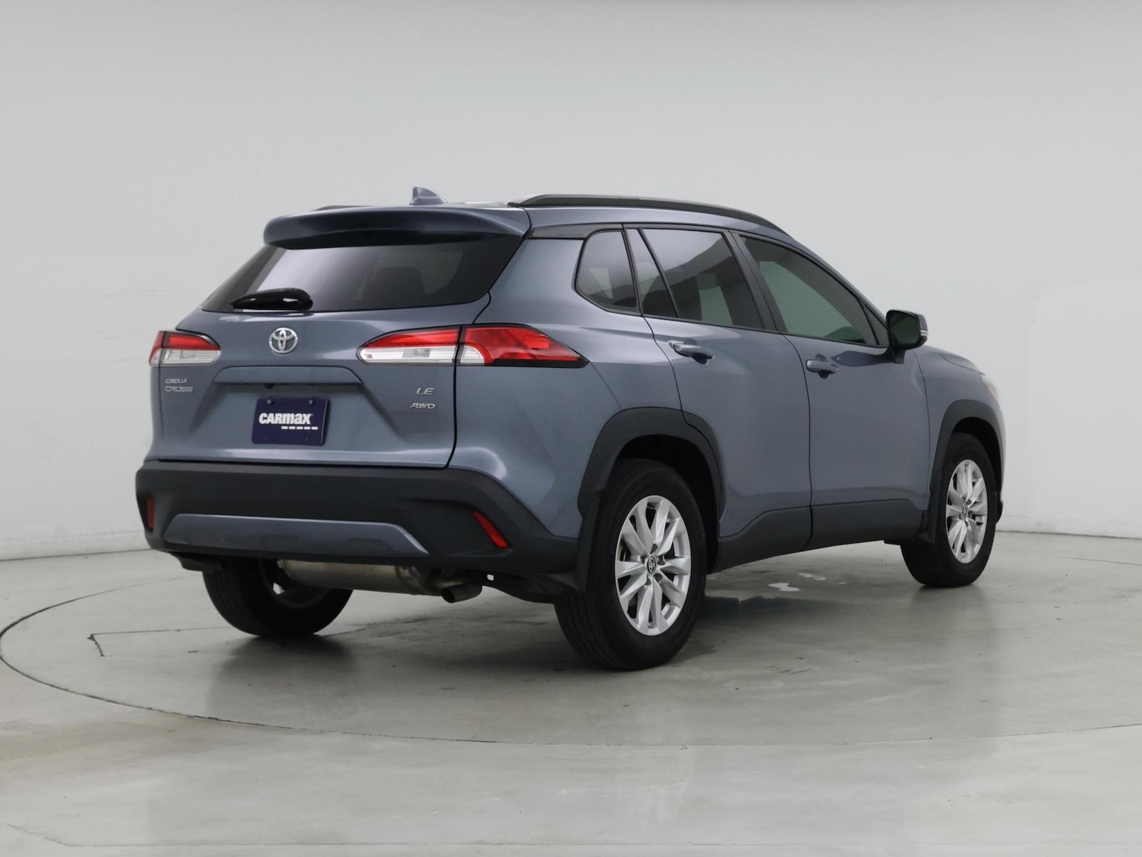 2024 Toyota Corolla Cross LE - Photo 9