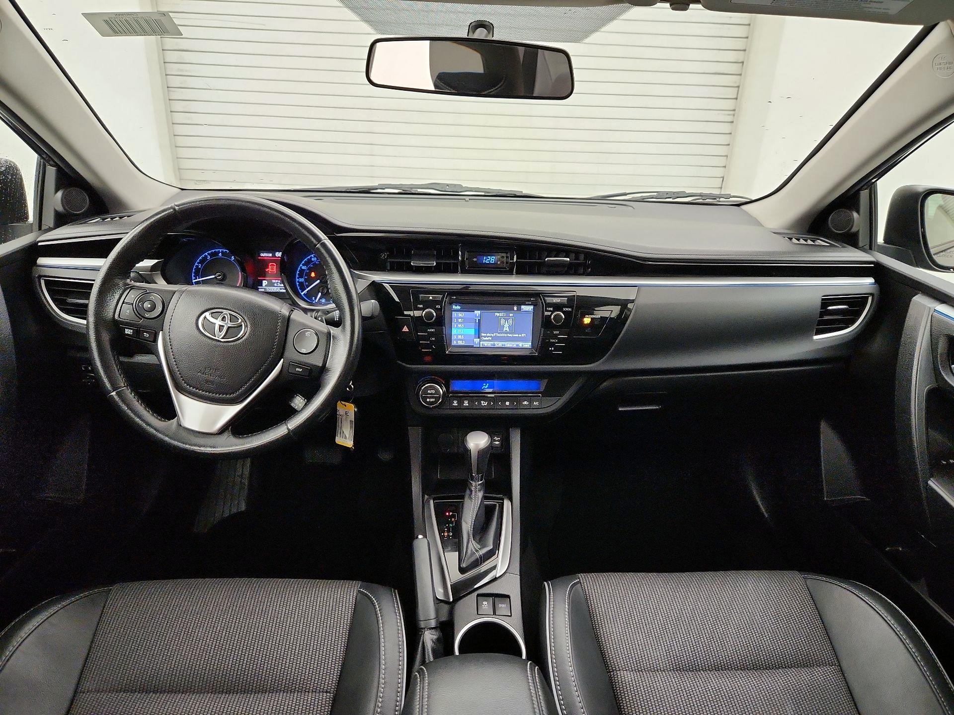 Thumbnail: 2015 Toyota Corolla - 9