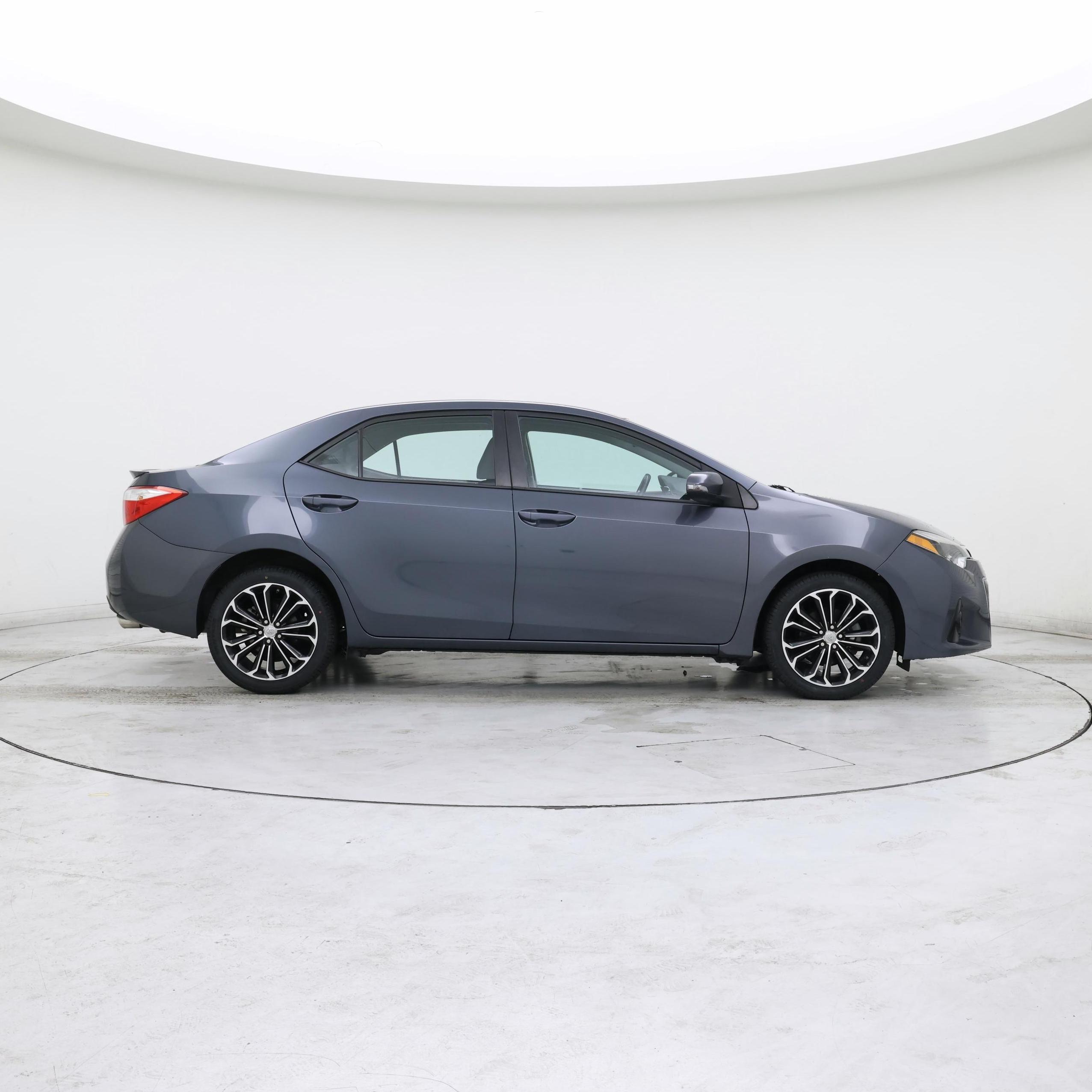 Thumbnail: 2015 Toyota Corolla - 7
