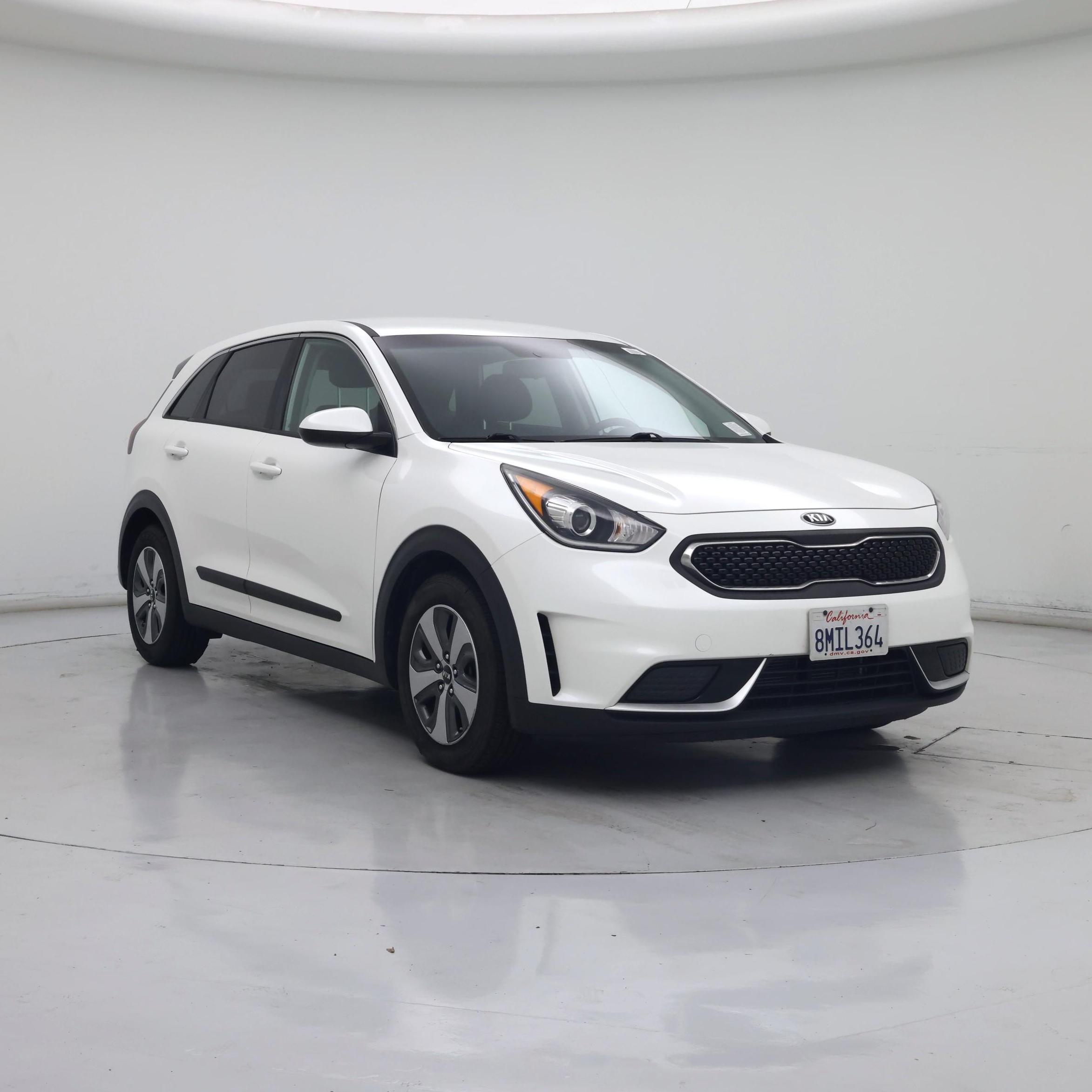 White 2019 Kia Niro SUV / Crossover Front-Wheel Drive Automatic