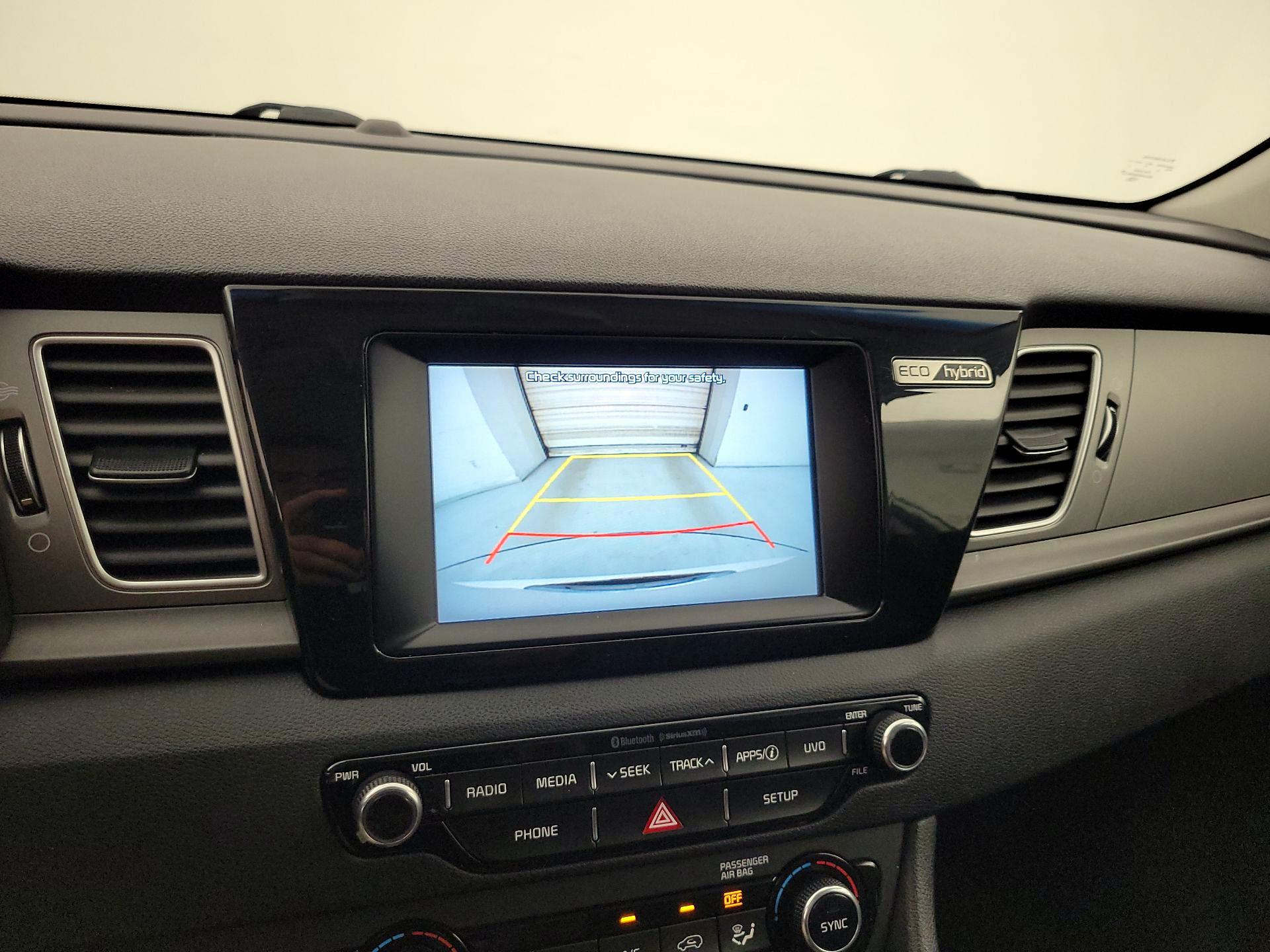 Thumbnail: 2019 Kia Niro - 14