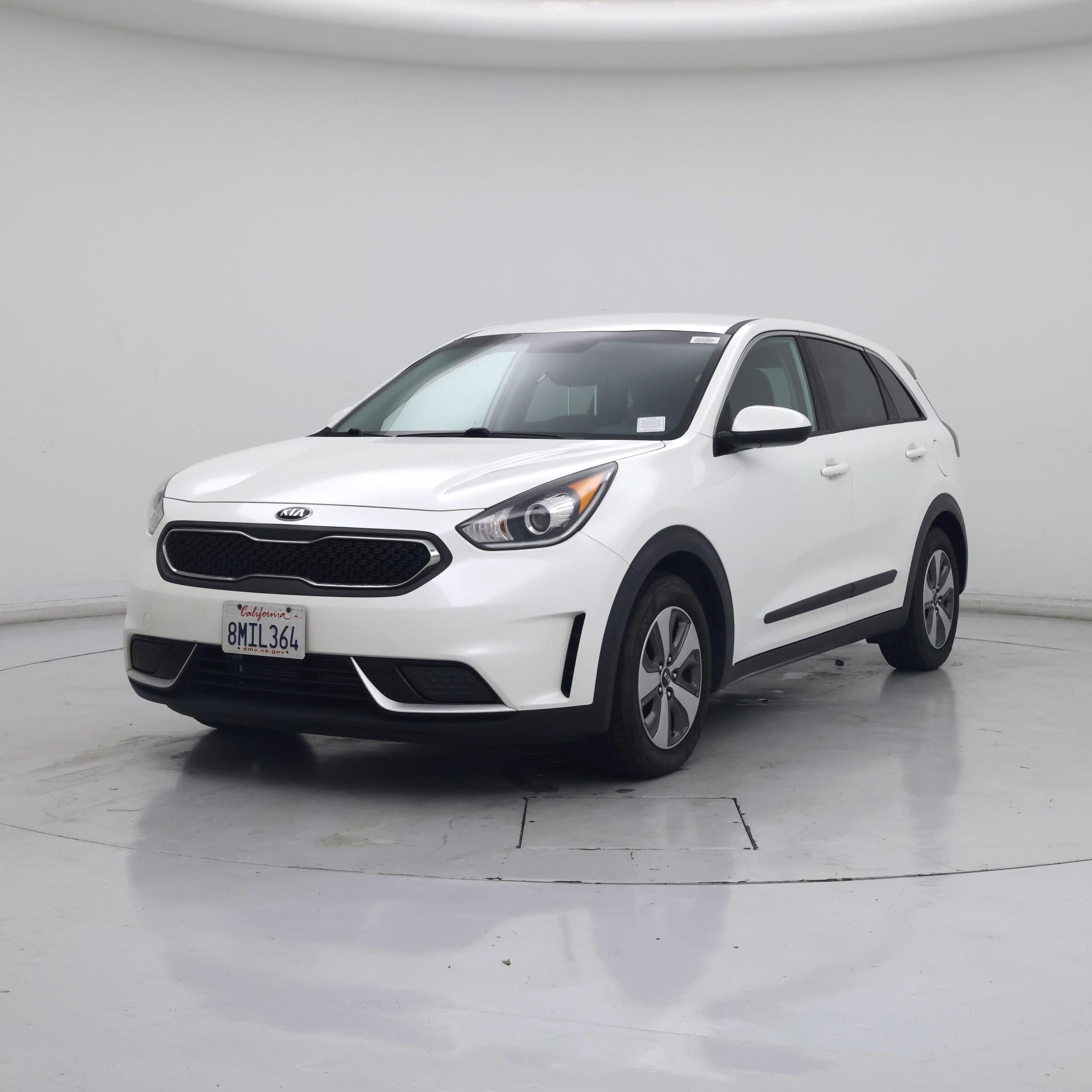 Thumbnail: 2019 Kia Niro - 4