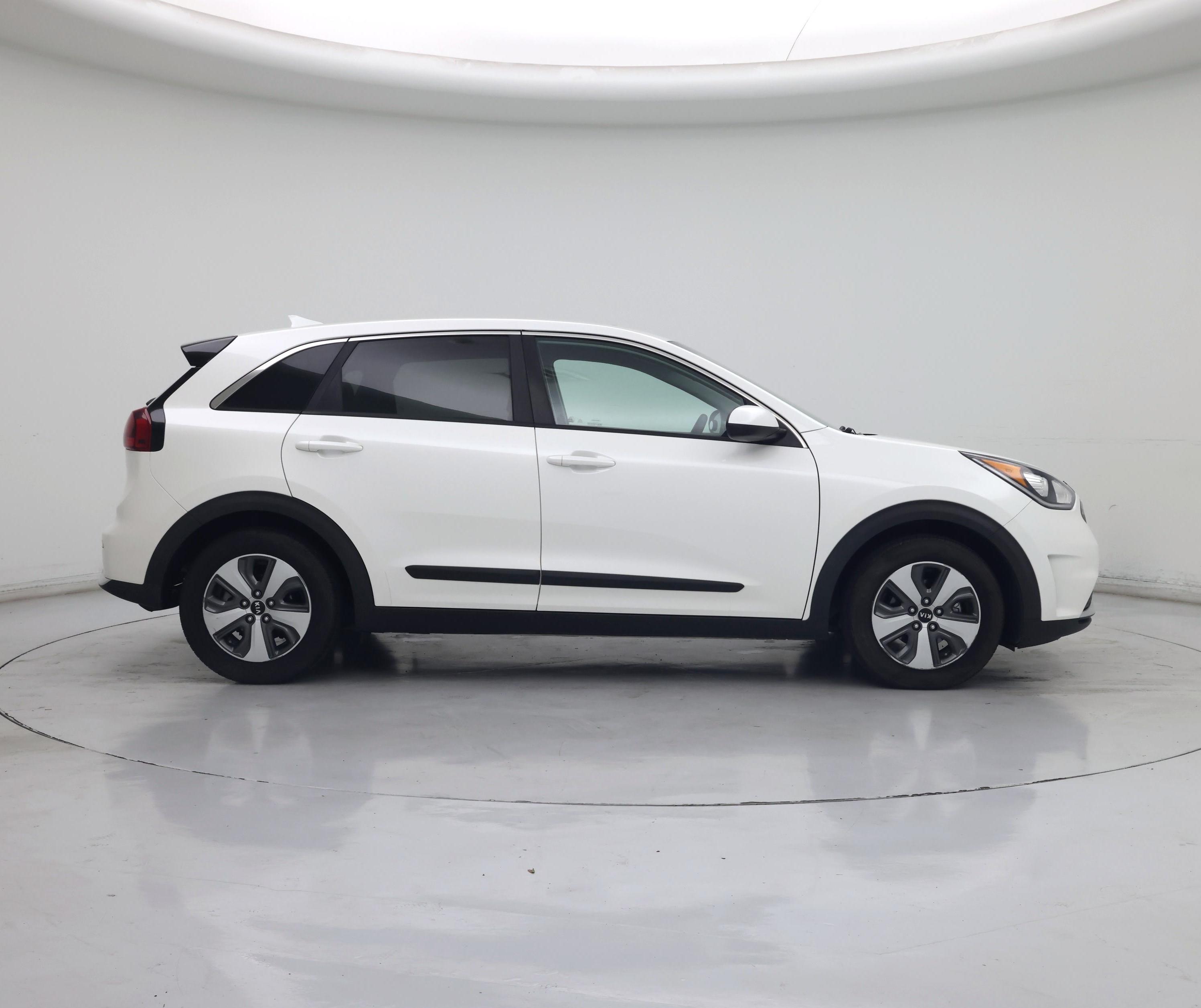 Thumbnail: 2019 Kia Niro - 7