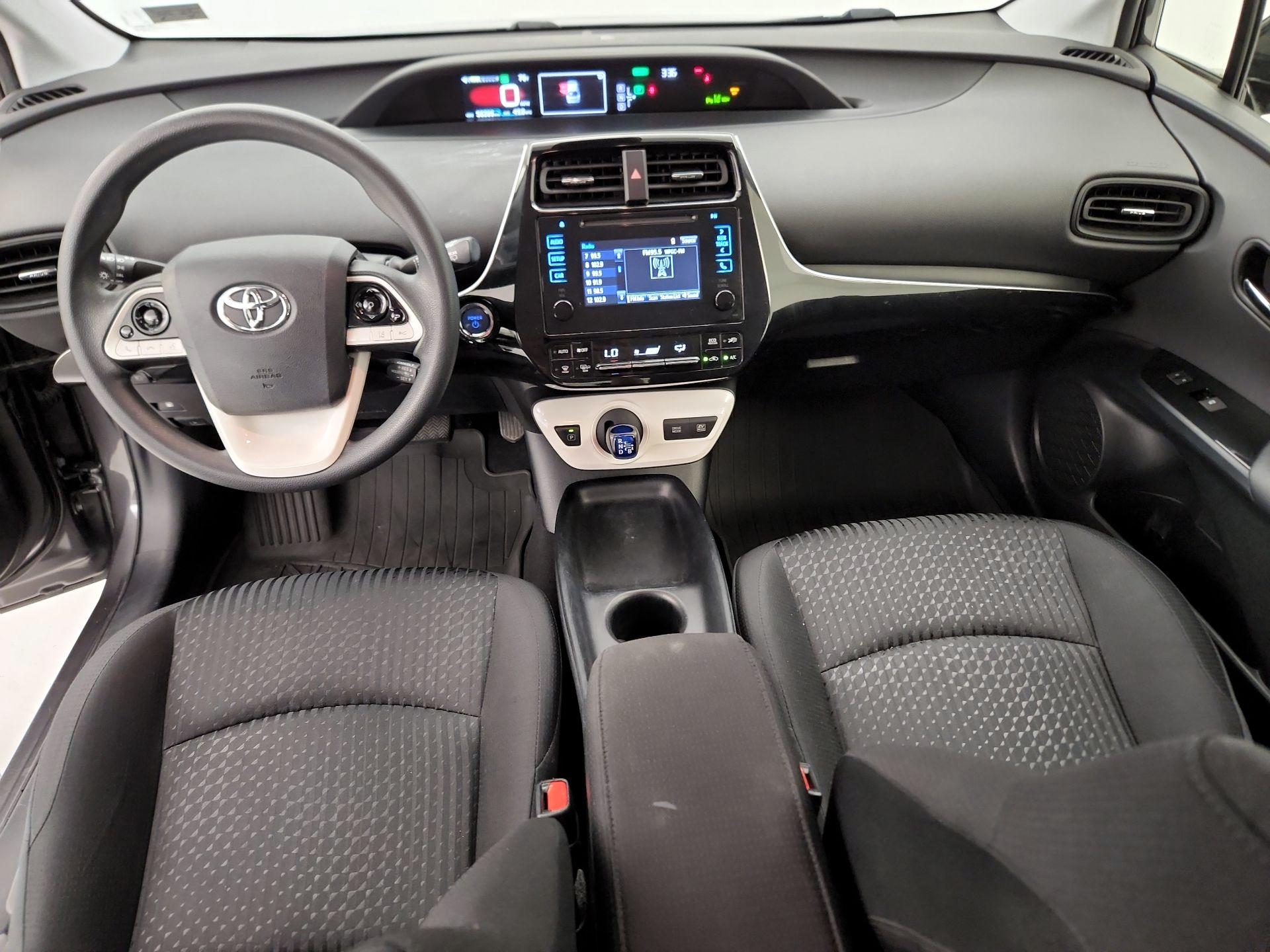 Thumbnail: 2018 Toyota Prius - 9