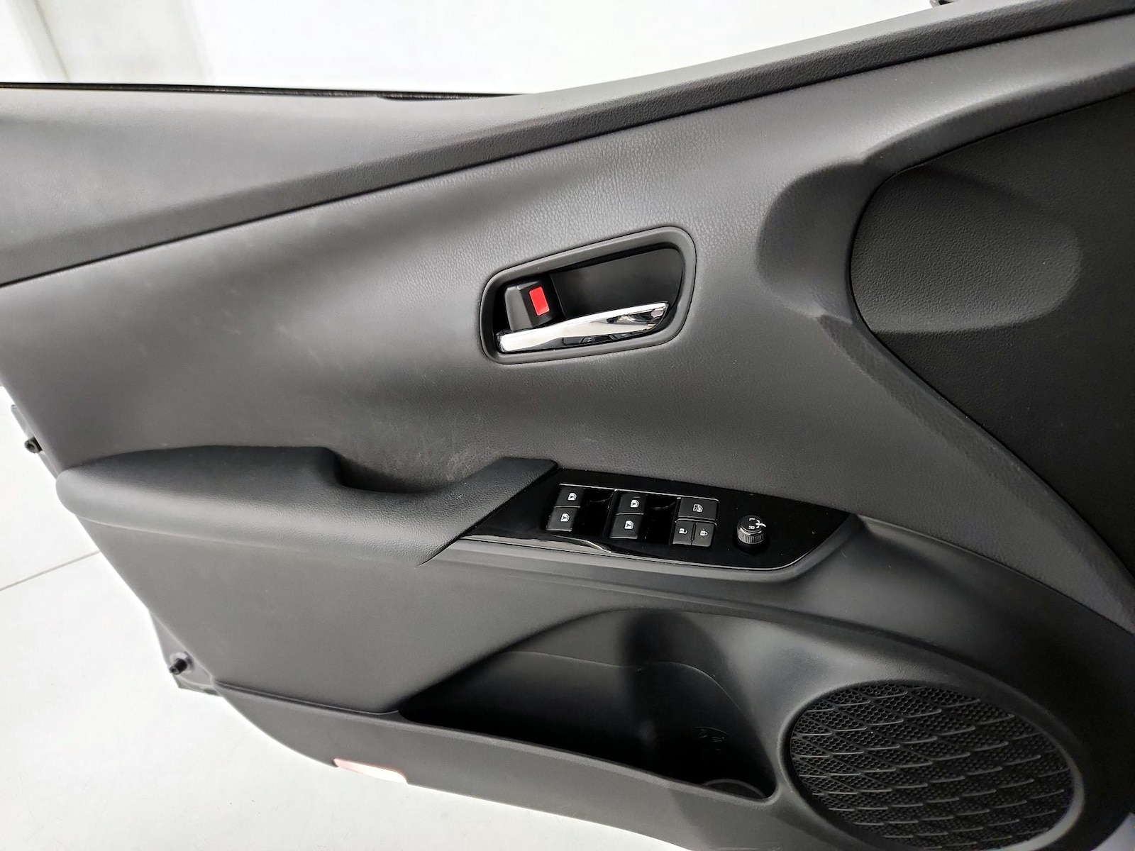 2018 Toyota Prius Two - Photo 13