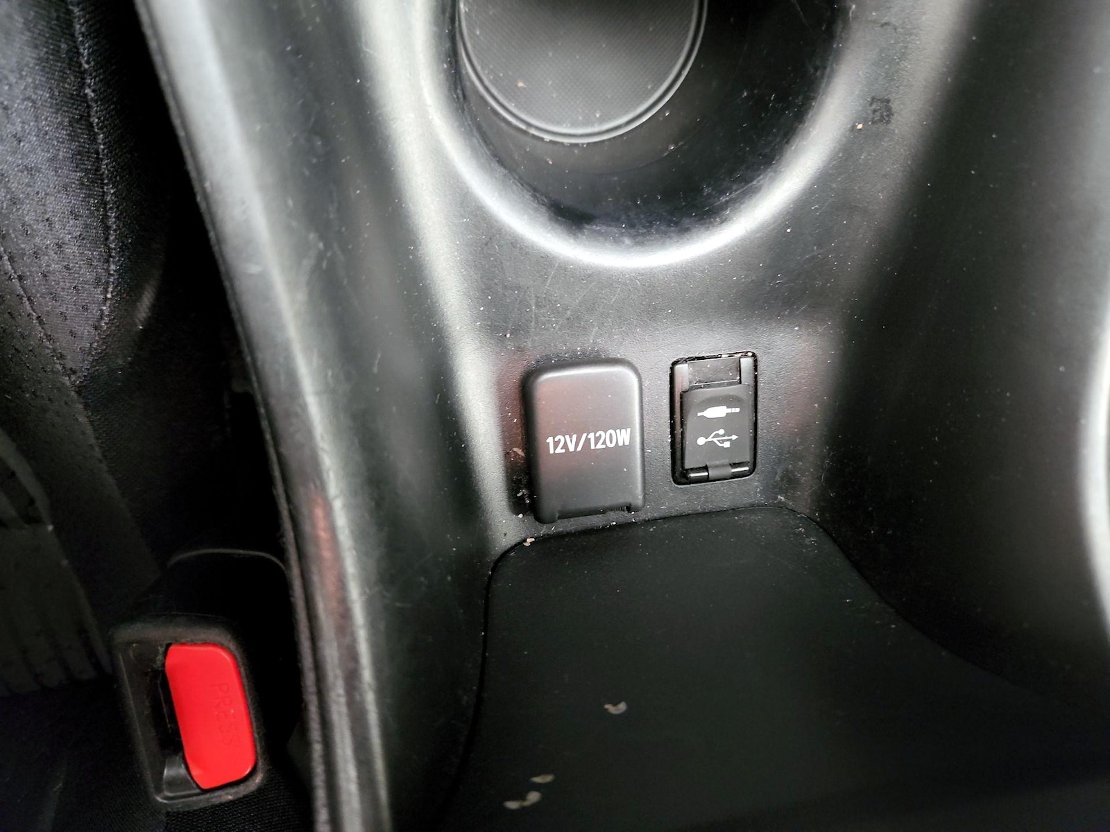 2018 Toyota Prius Two - Photo 18