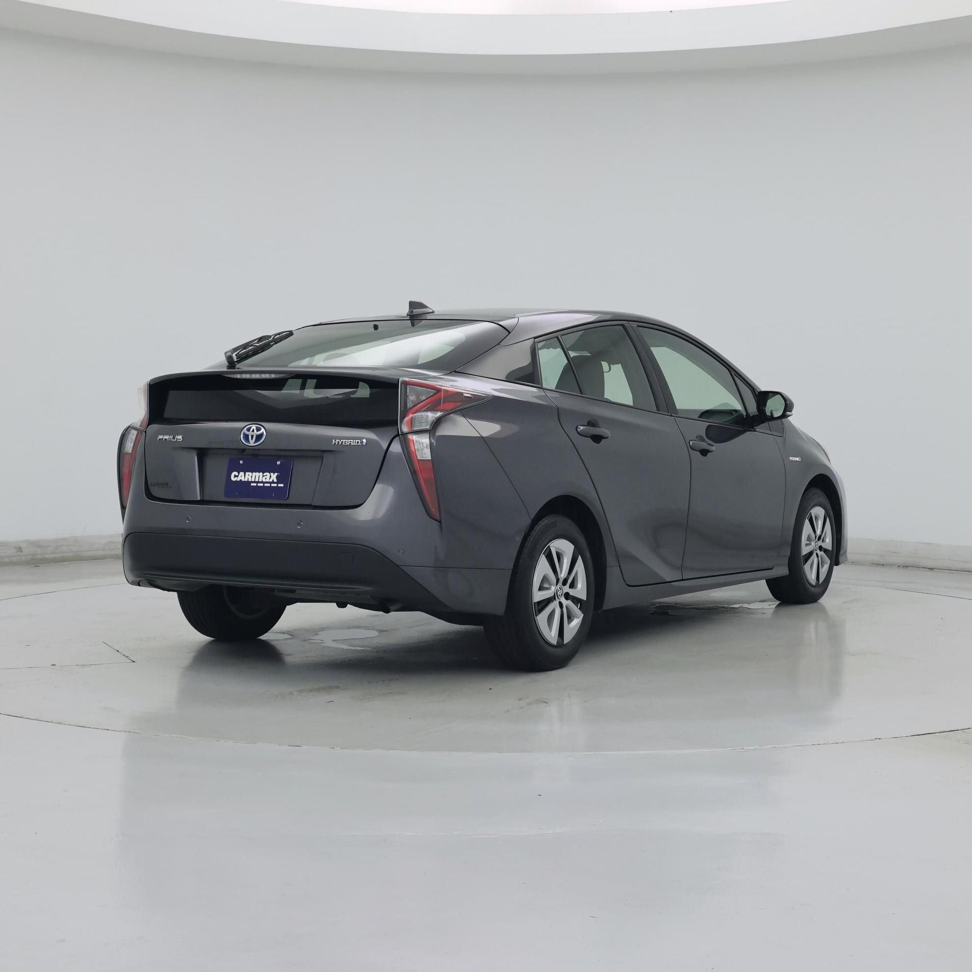 Thumbnail: 2018 Toyota Prius - 8