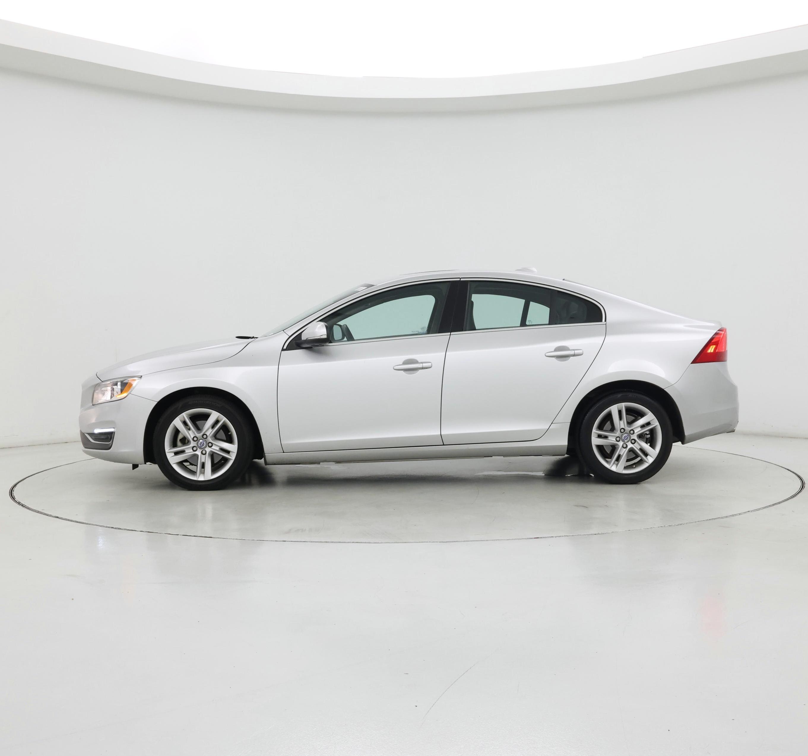 Thumbnail: 2015 Volvo S60 - 3