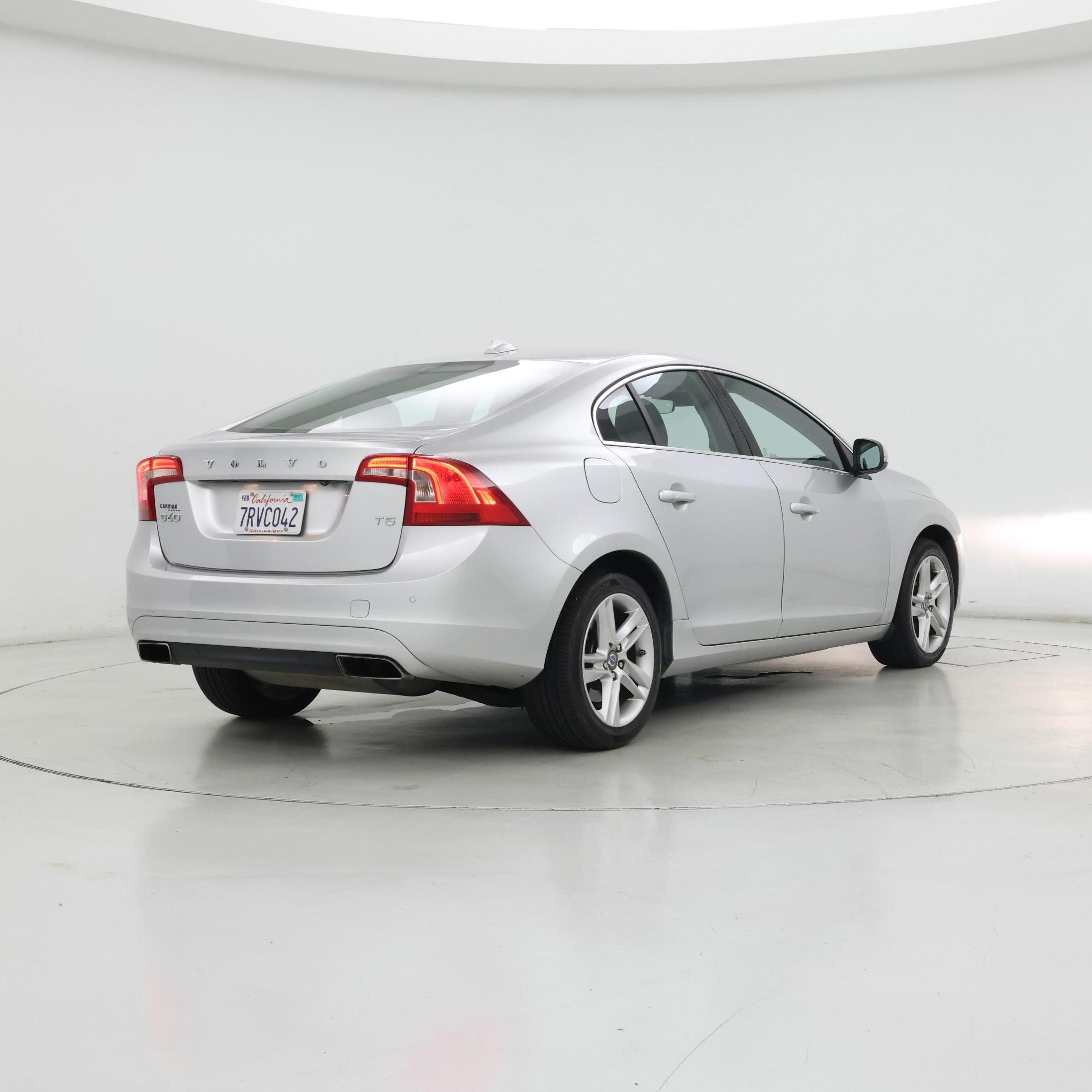 Thumbnail: 2015 Volvo S60 - 8