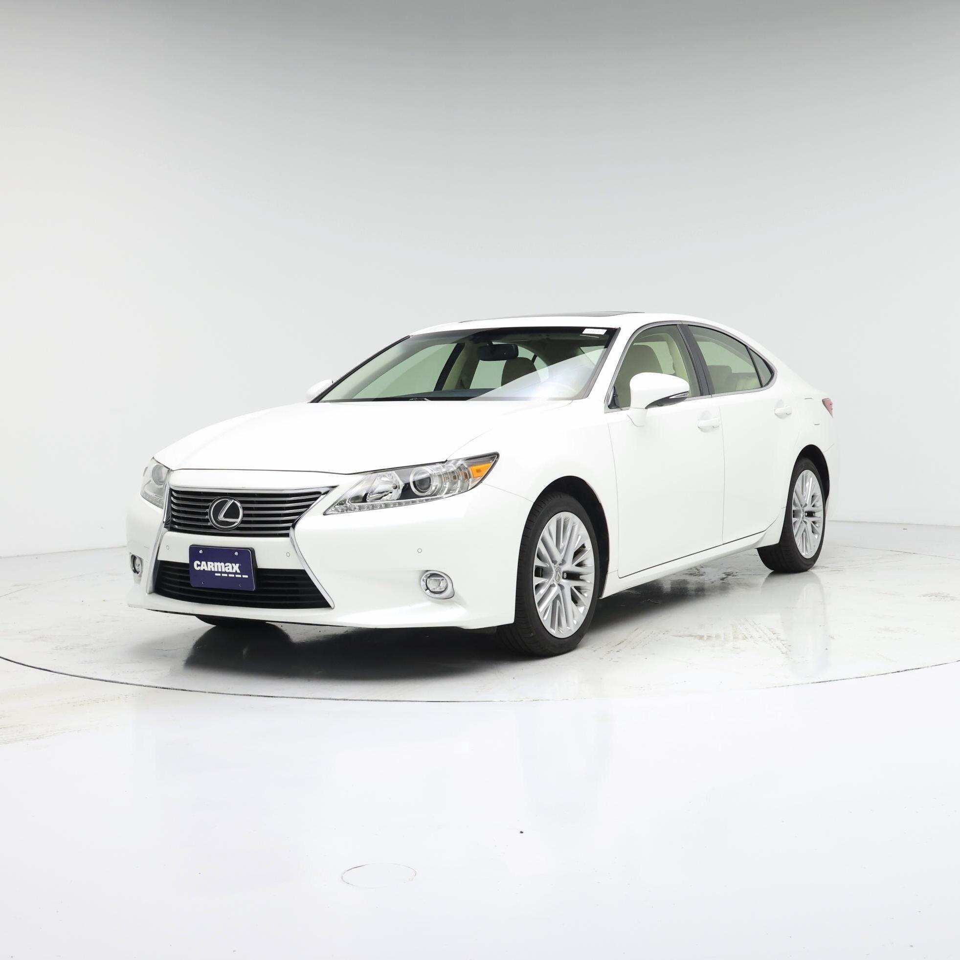 Thumbnail: 2015 Lexus ES - 4