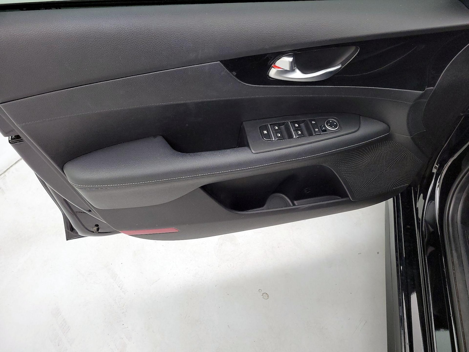2023 Kia Forte GT-Line - Photo 13