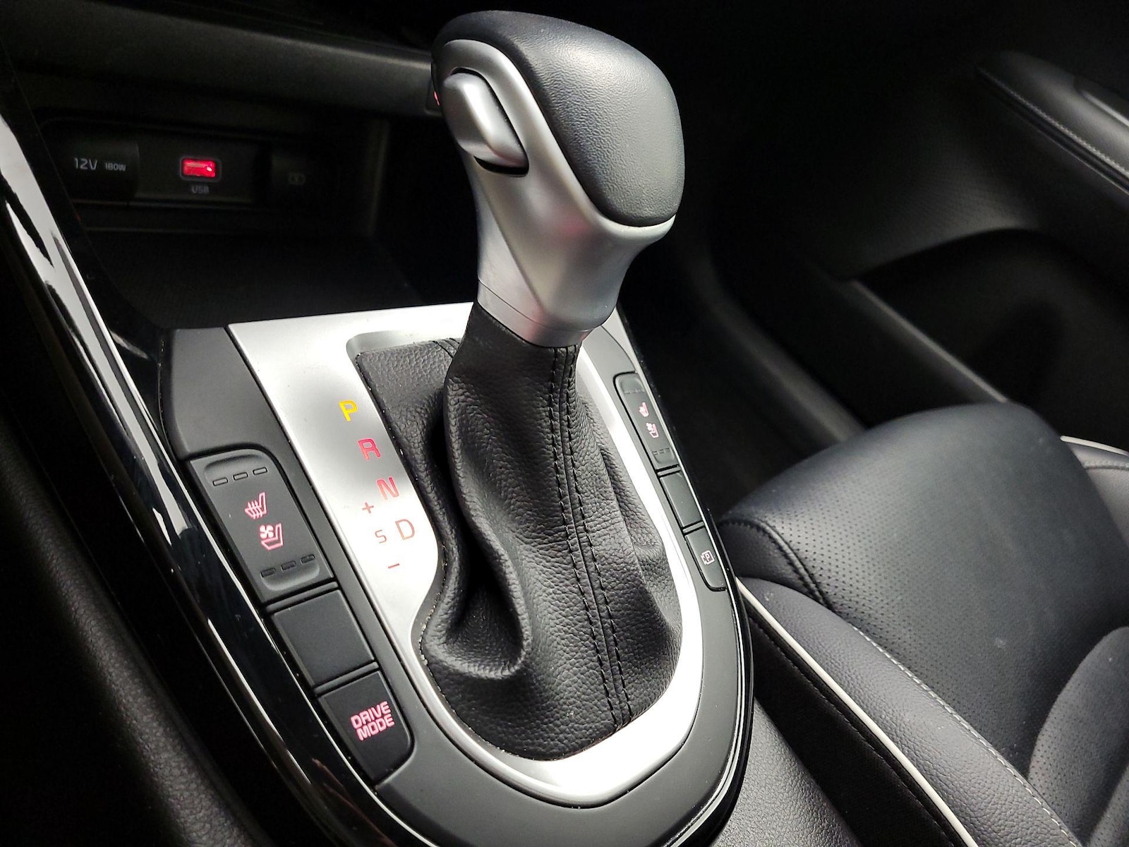 2023 Kia Forte GT-Line - Photo 19