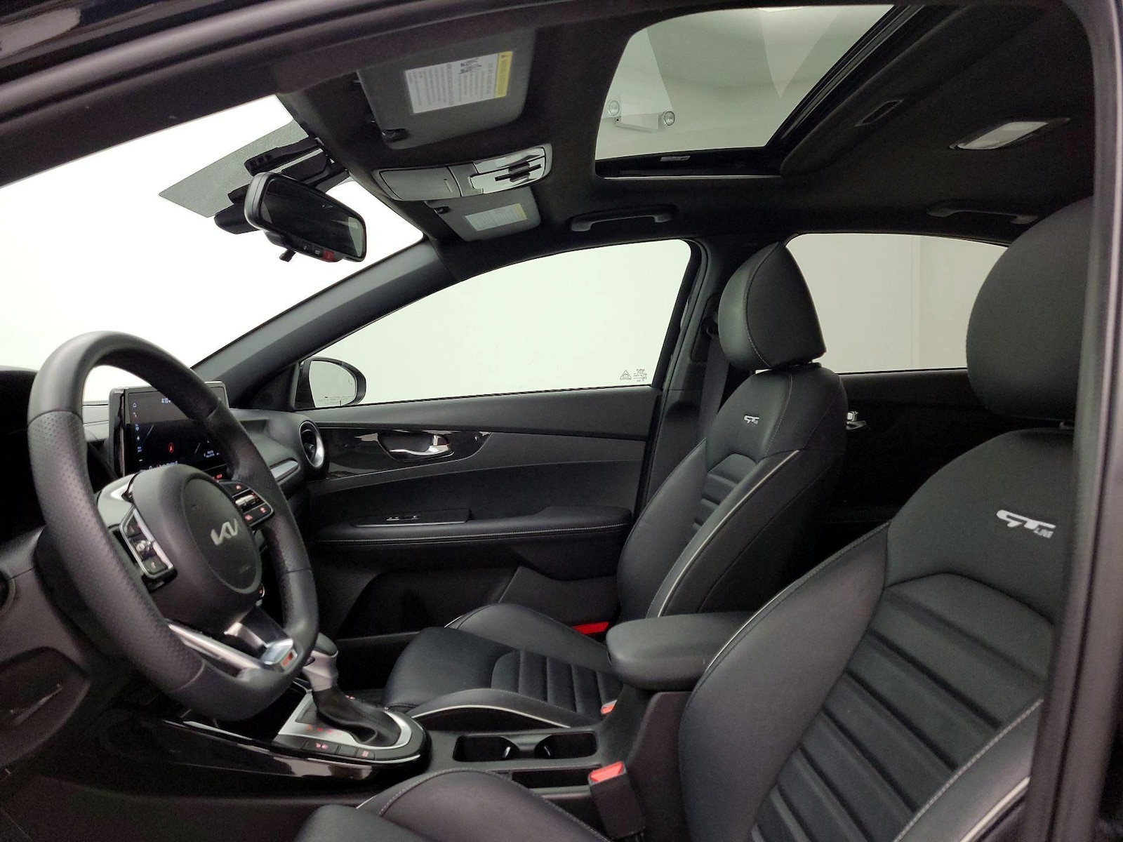 2023 Kia Forte GT-Line - Photo 21