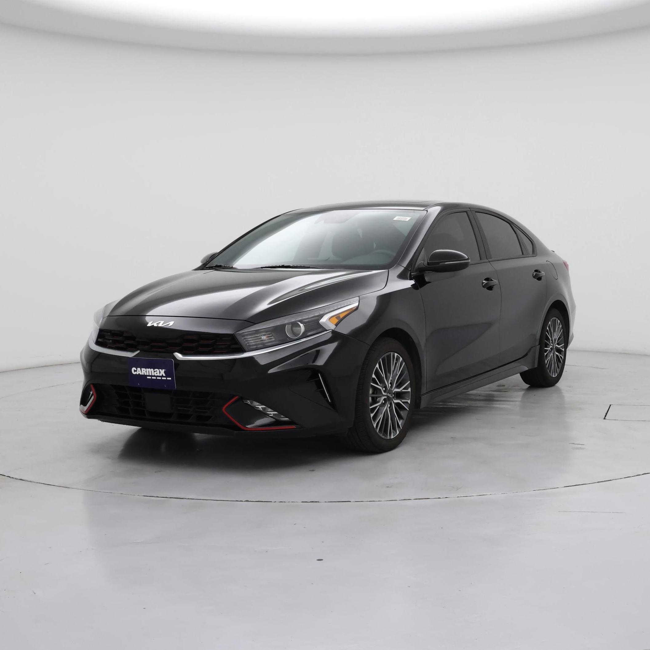 Thumbnail: 2023 Kia Forte - 4