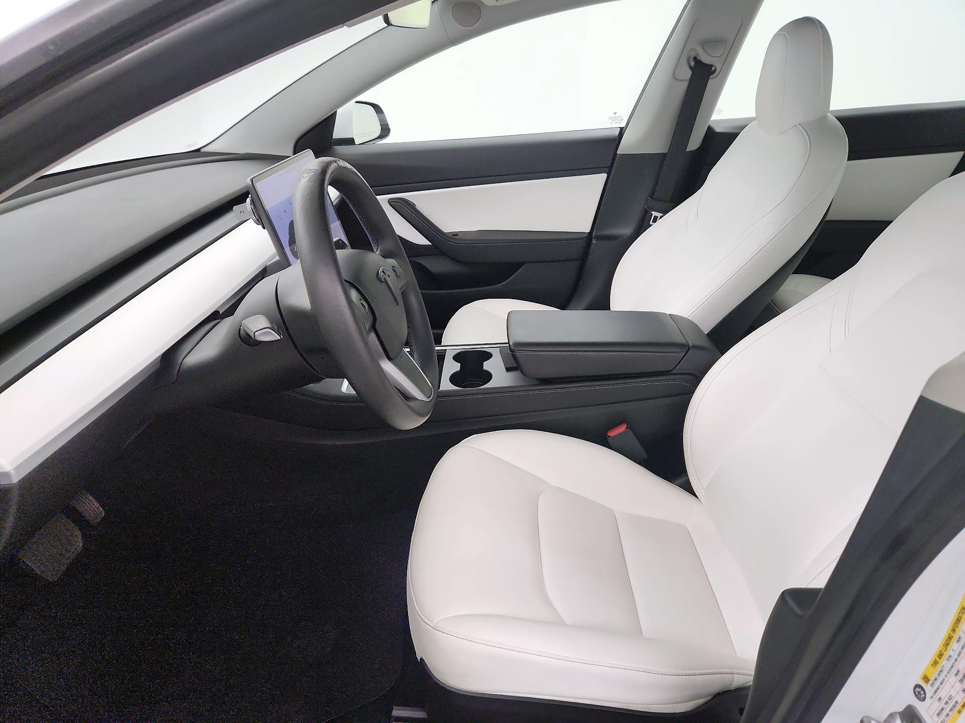 Thumbnail: 2021 Tesla Model 3 - 9