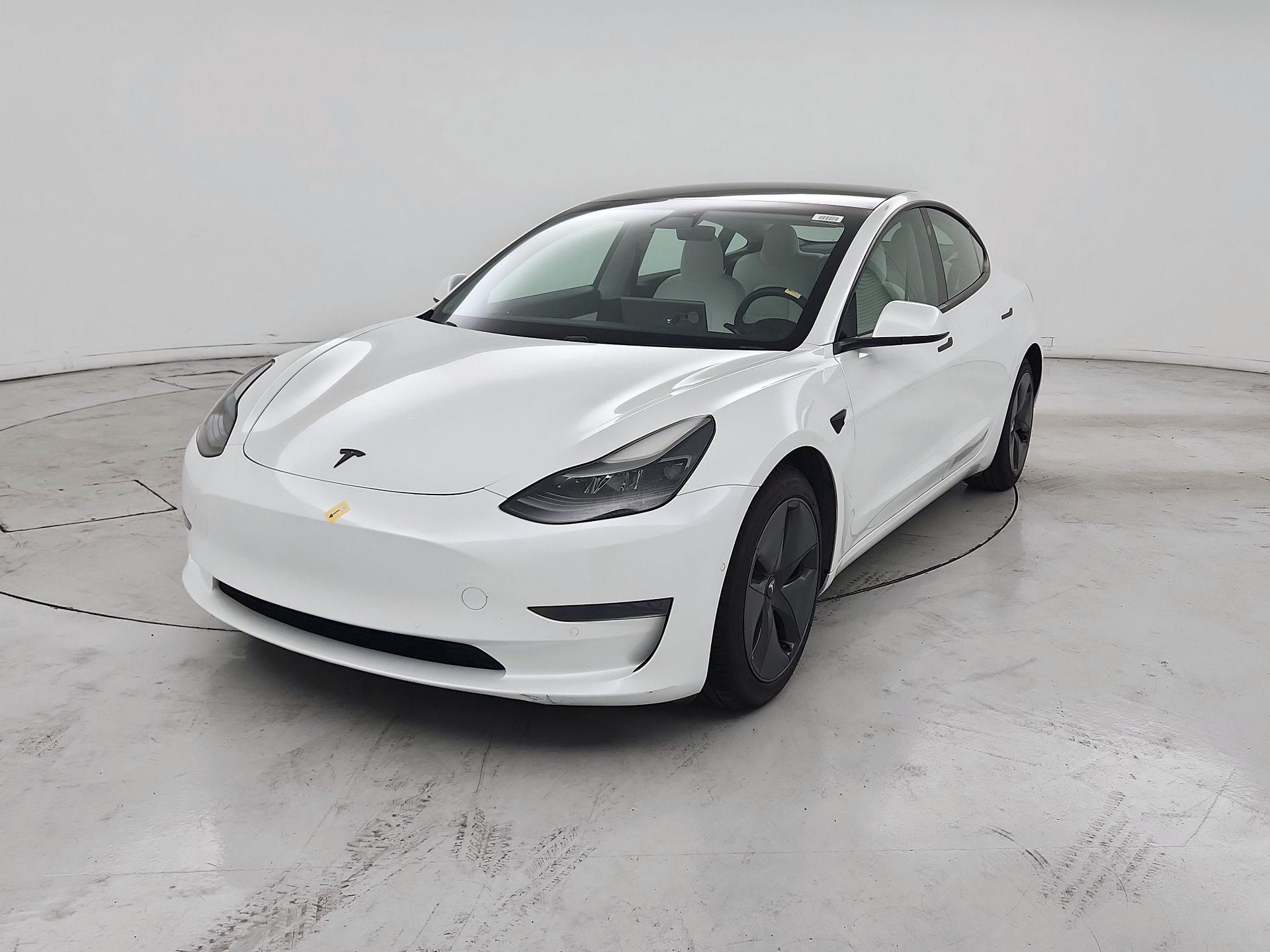 Thumbnail: 2021 Tesla Model 3 - 3