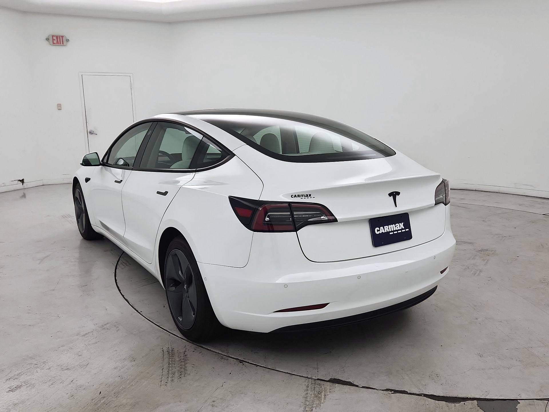 Thumbnail: 2021 Tesla Model 3 - 7