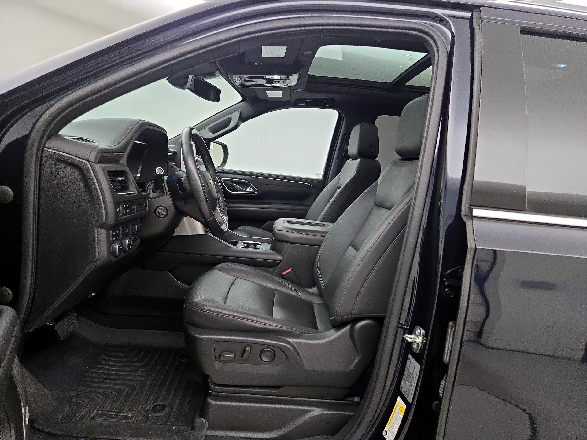 Thumbnail: 2022 Chevrolet Suburban - 11