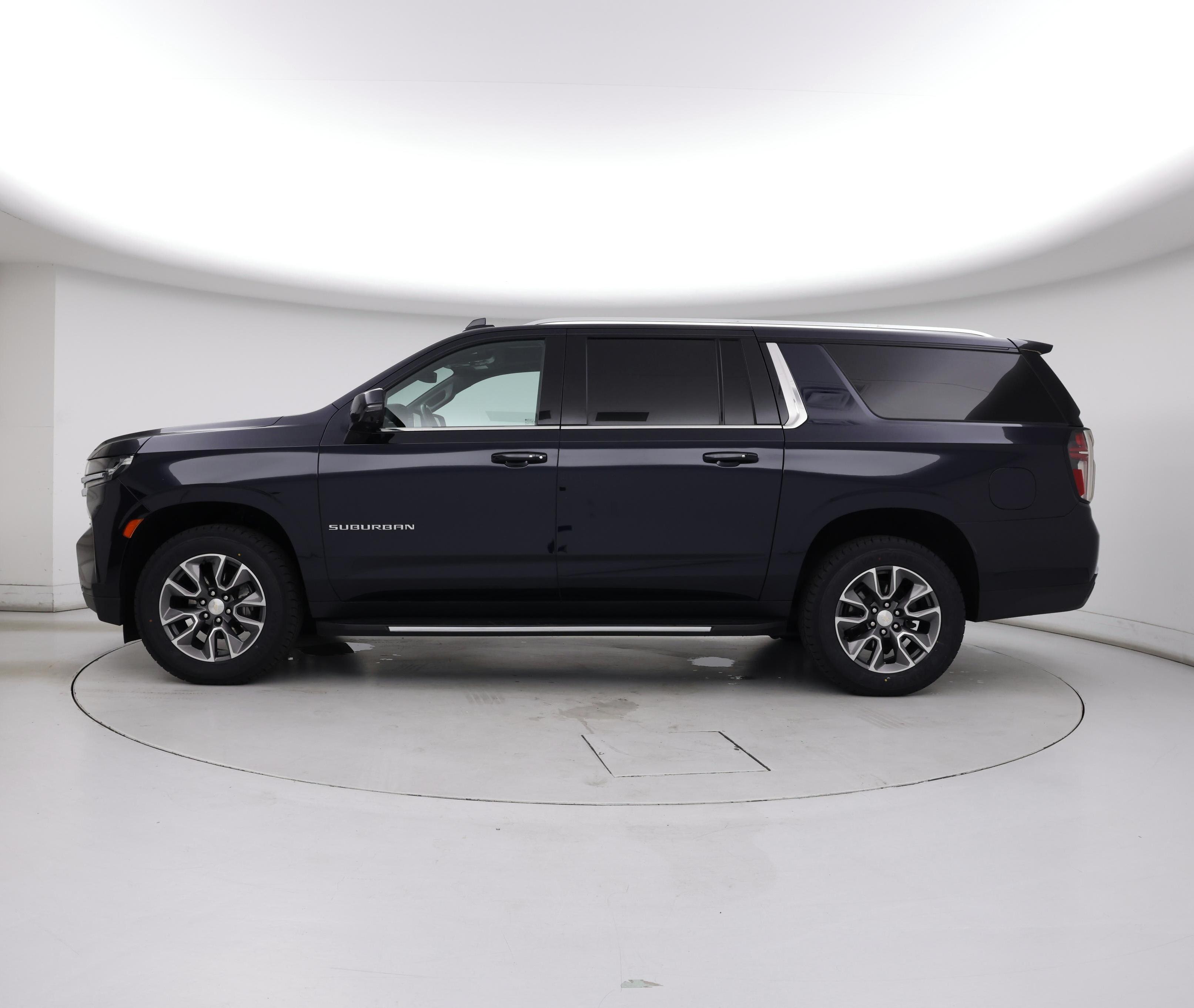 Thumbnail: 2022 Chevrolet Suburban - 3