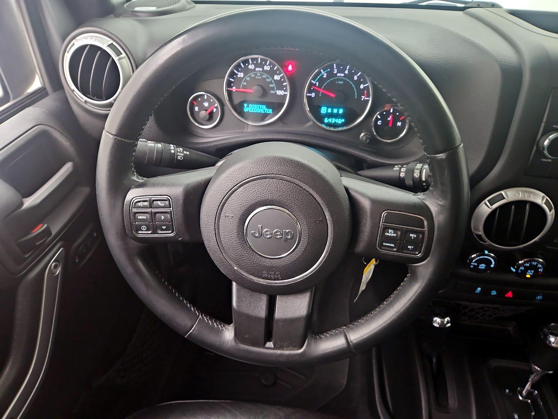 Thumbnail: 2015 Jeep Wrangler - 10