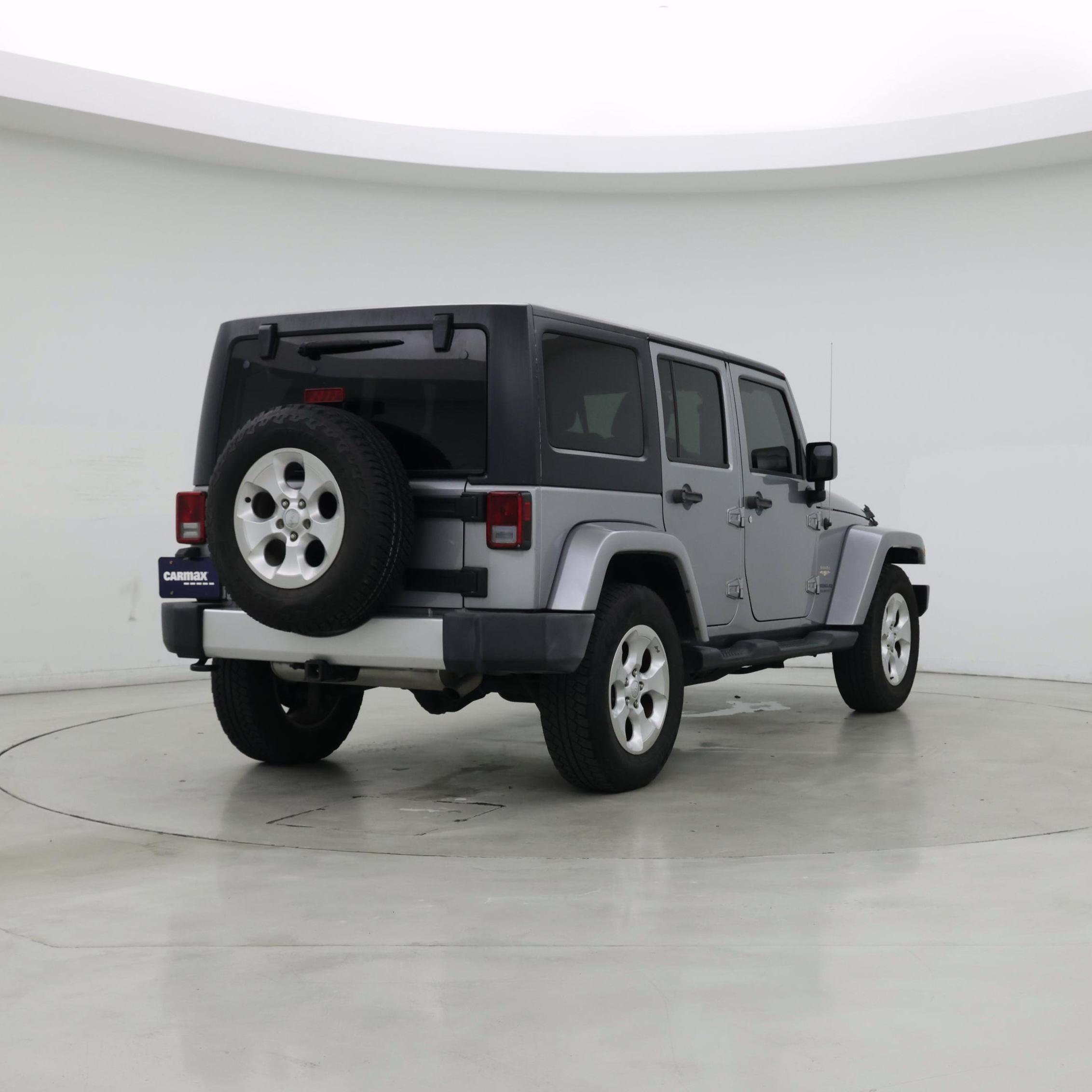 Thumbnail: 2015 Jeep Wrangler - 8