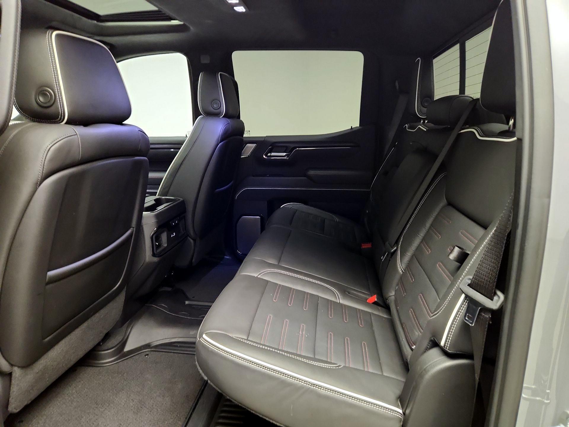 Thumbnail: 2024 GMC Sierra 1500 - 18