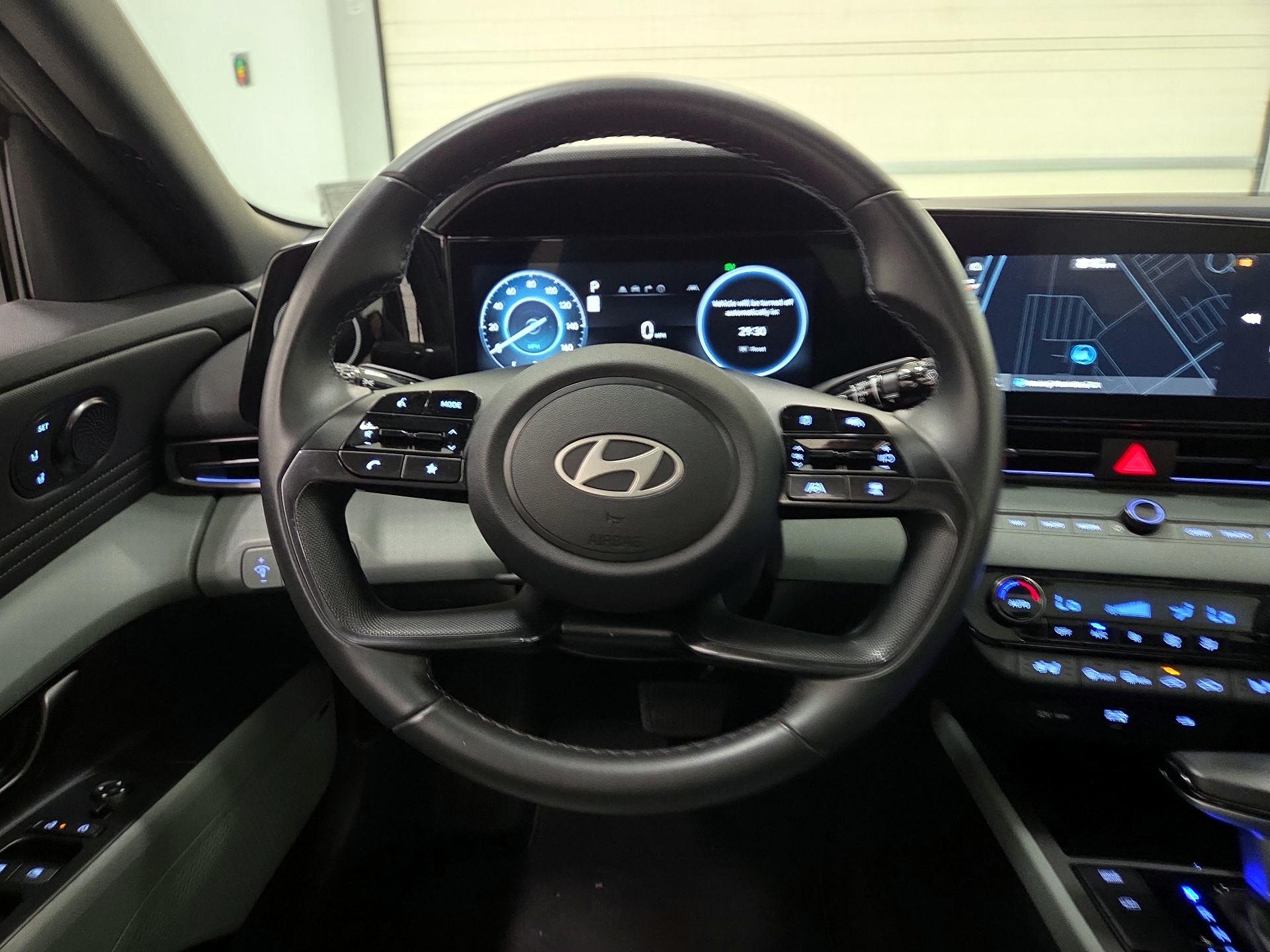 Thumbnail: 2025 Hyundai Elantra - 10