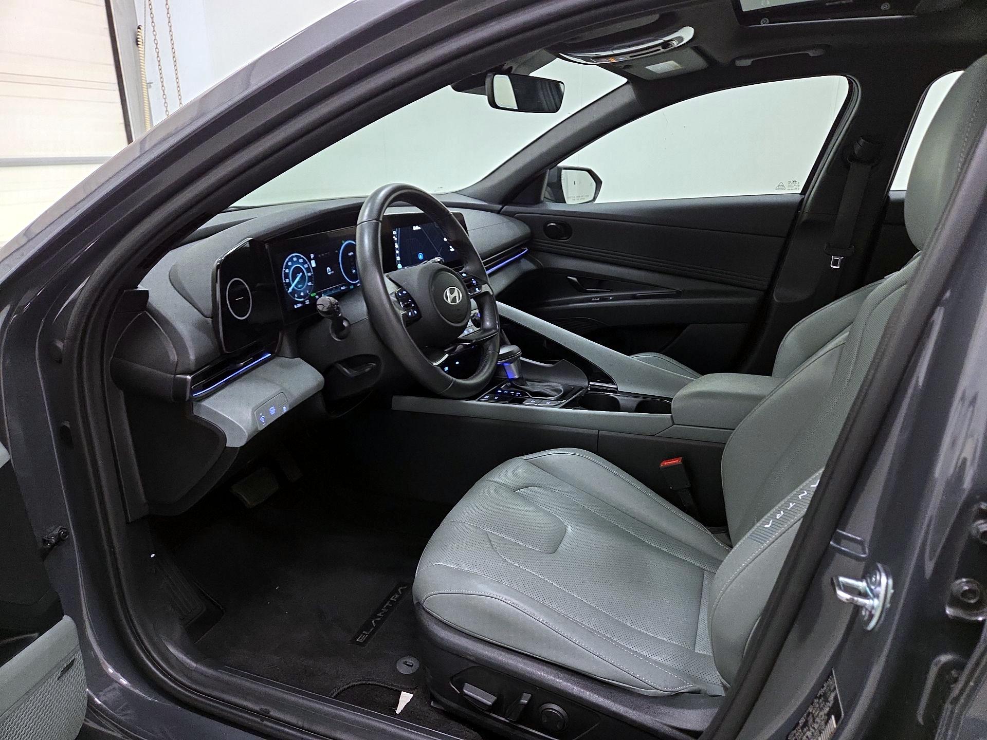 Thumbnail: 2025 Hyundai Elantra - 11