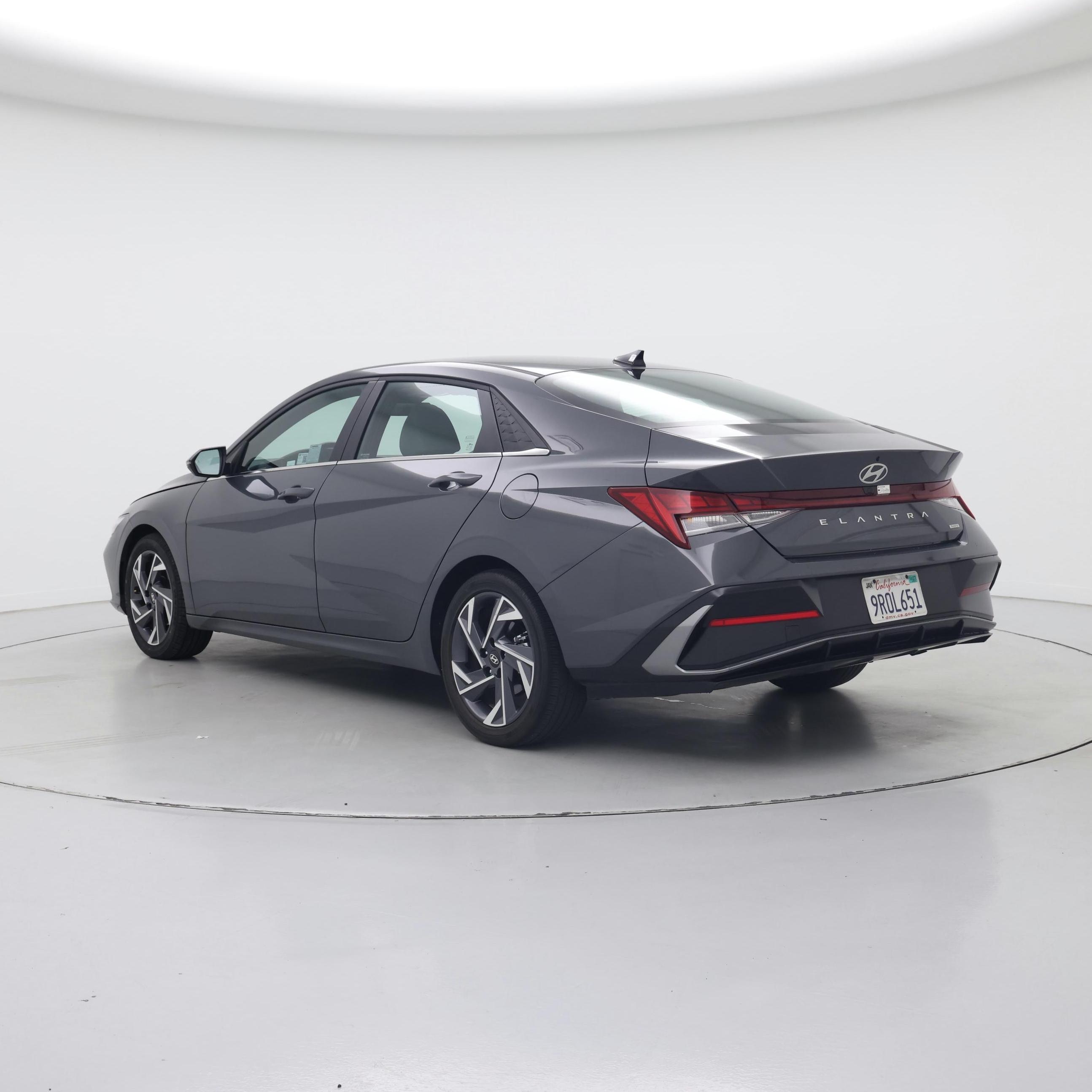 Thumbnail: 2025 Hyundai Elantra - 2